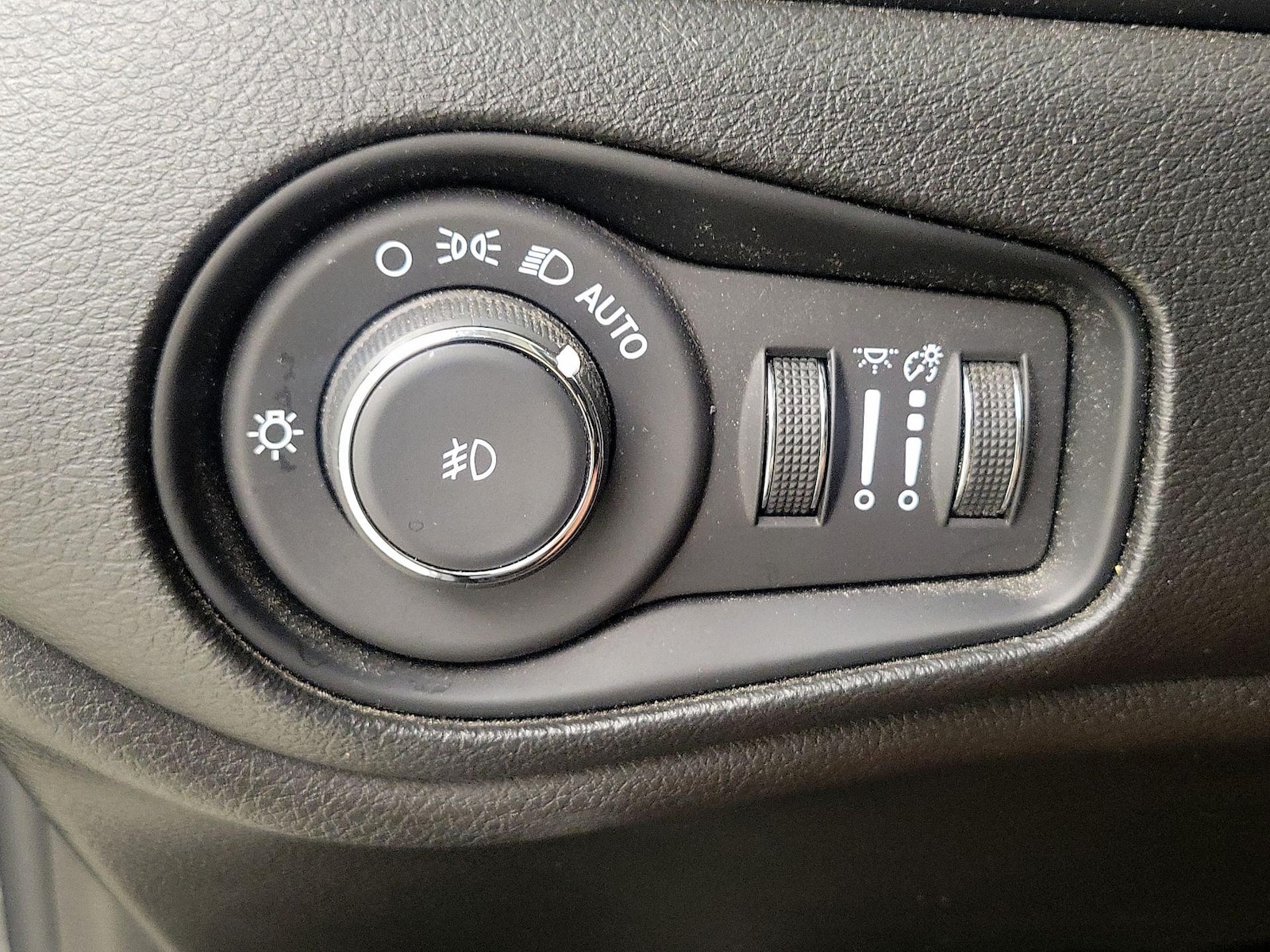 2021 Jeep Renegade Limited - Photo 14