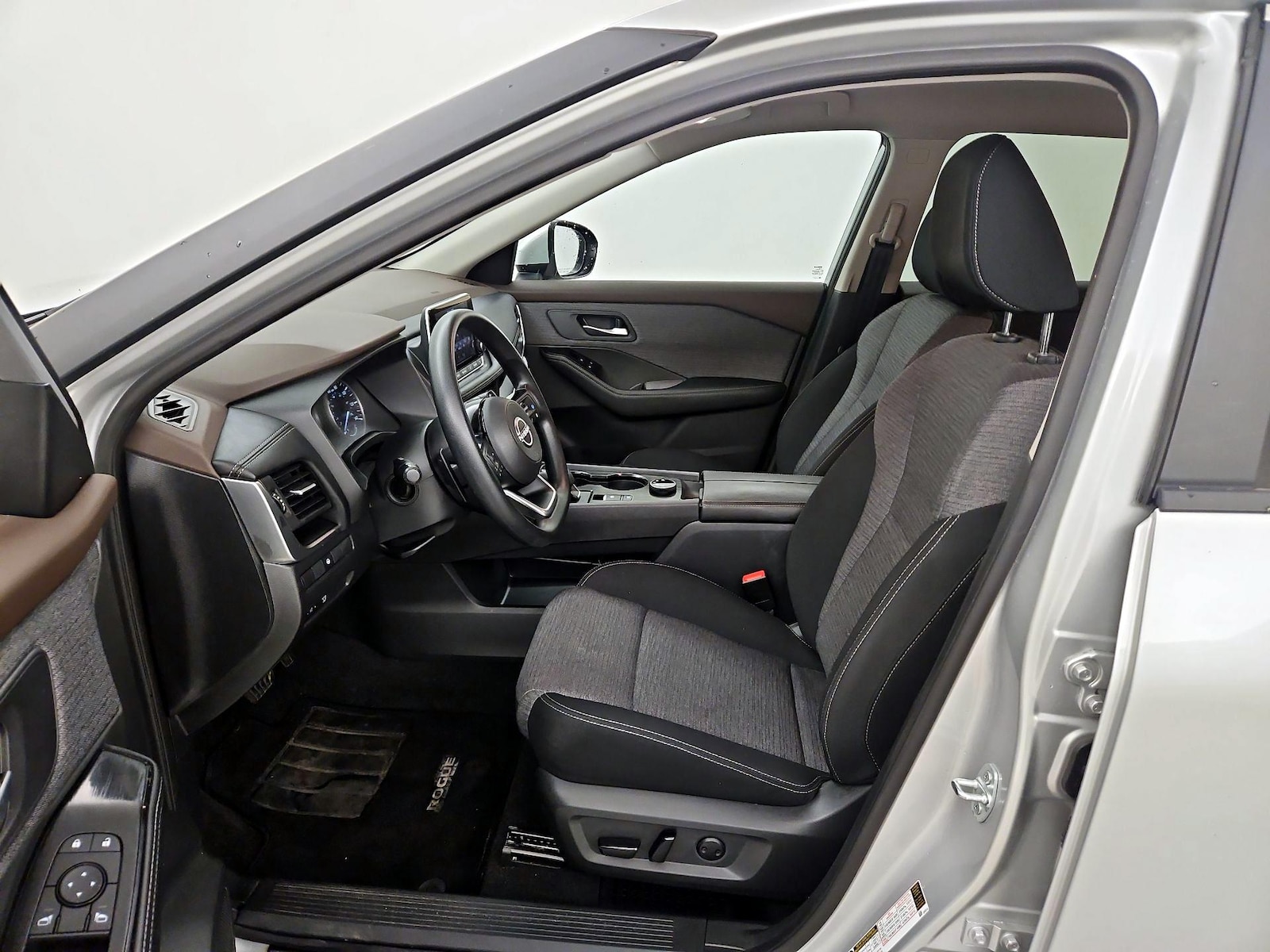 Power Seat(s) & Side Airbags