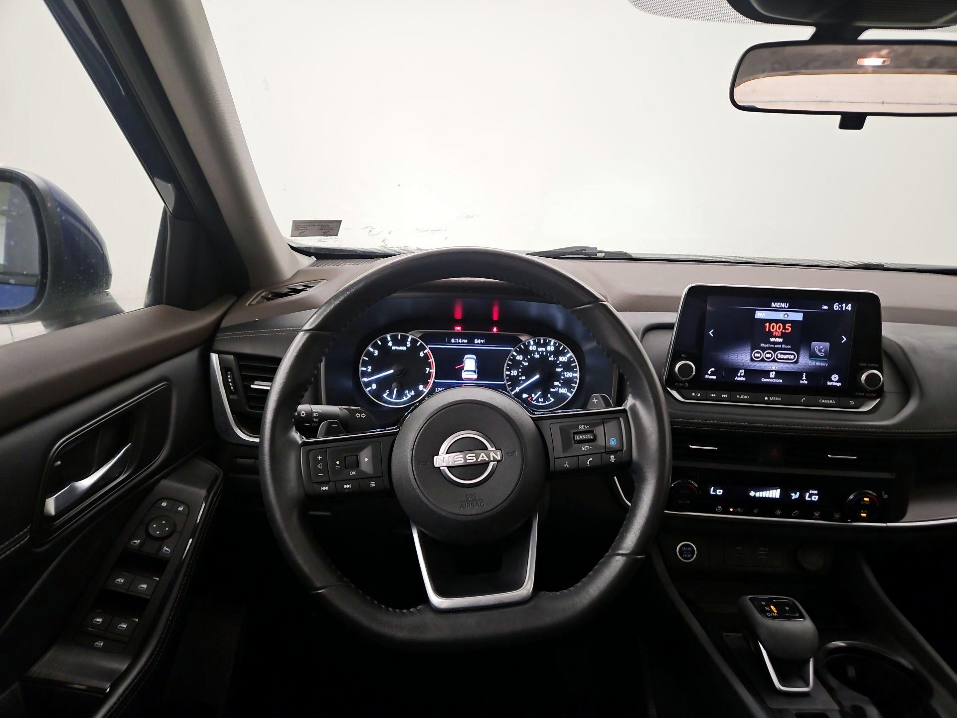Thumbnail: 2023 Nissan Rogue - 10