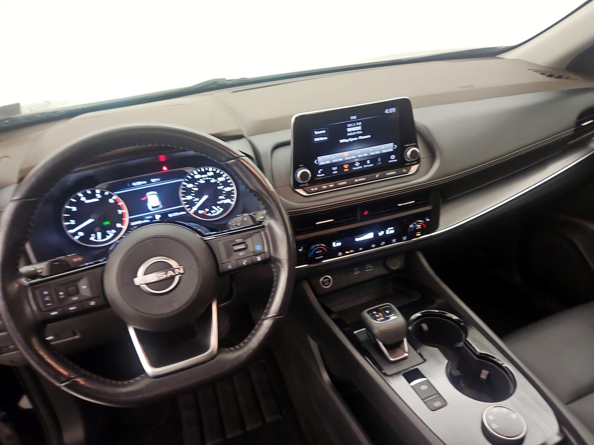 Thumbnail: 2023 Nissan Rogue - 9