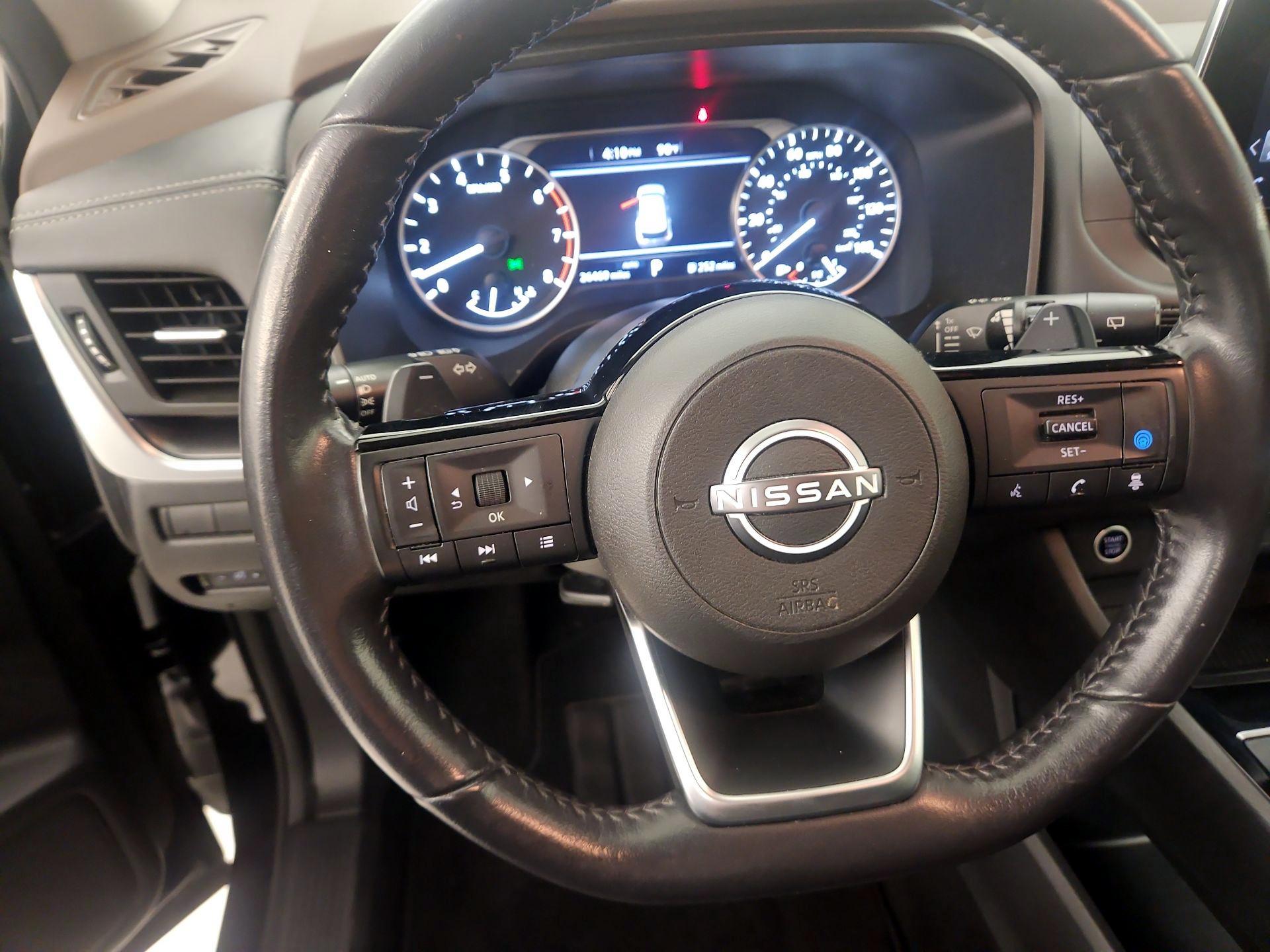 Thumbnail: 2023 Nissan Rogue - 10