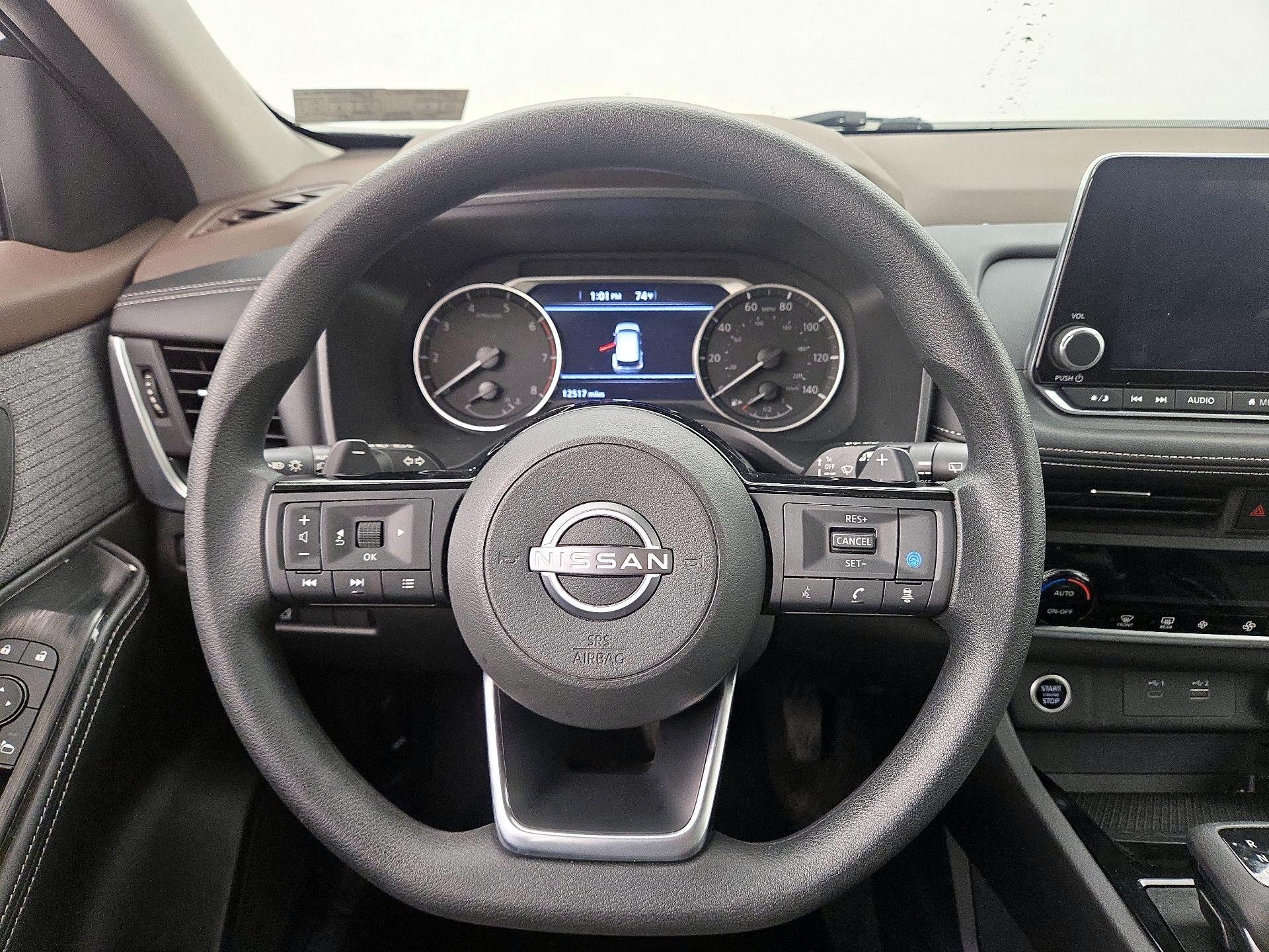 Thumbnail: 2023 Nissan Rogue - 10