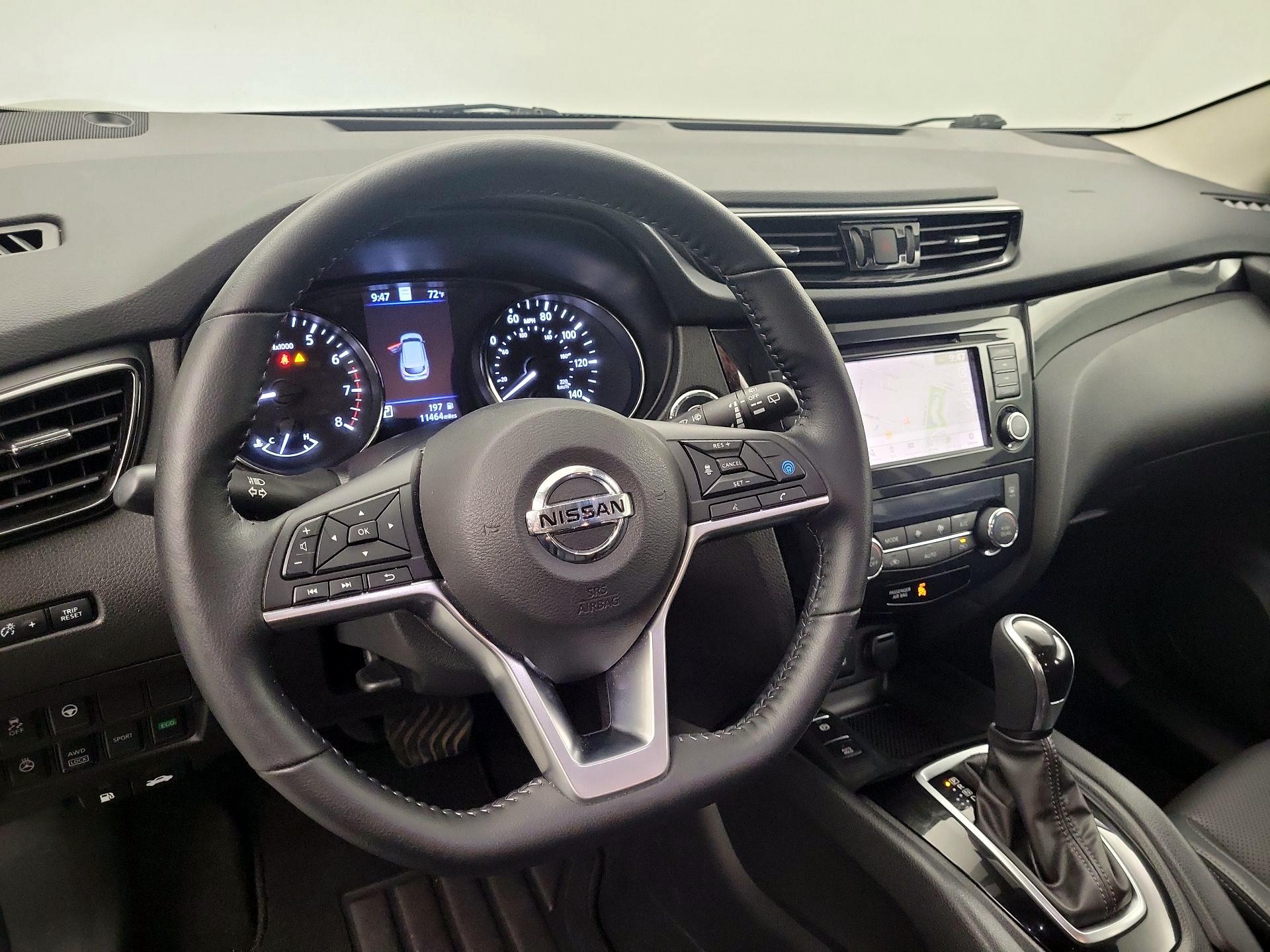 Thumbnail: 2022 Nissan Rogue Sport - 9