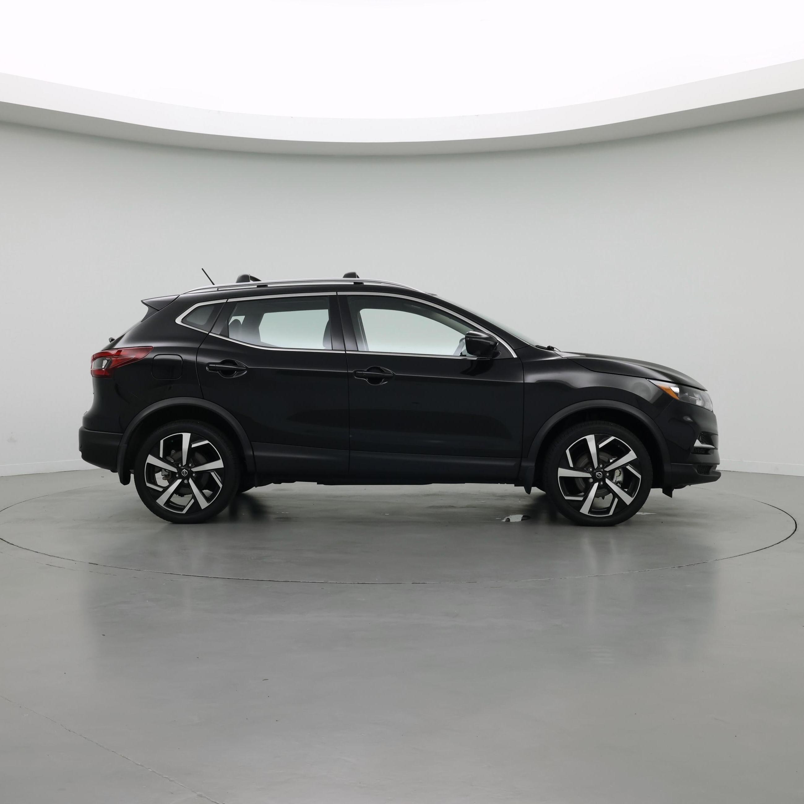 Thumbnail: 2022 Nissan Rogue Sport - 7