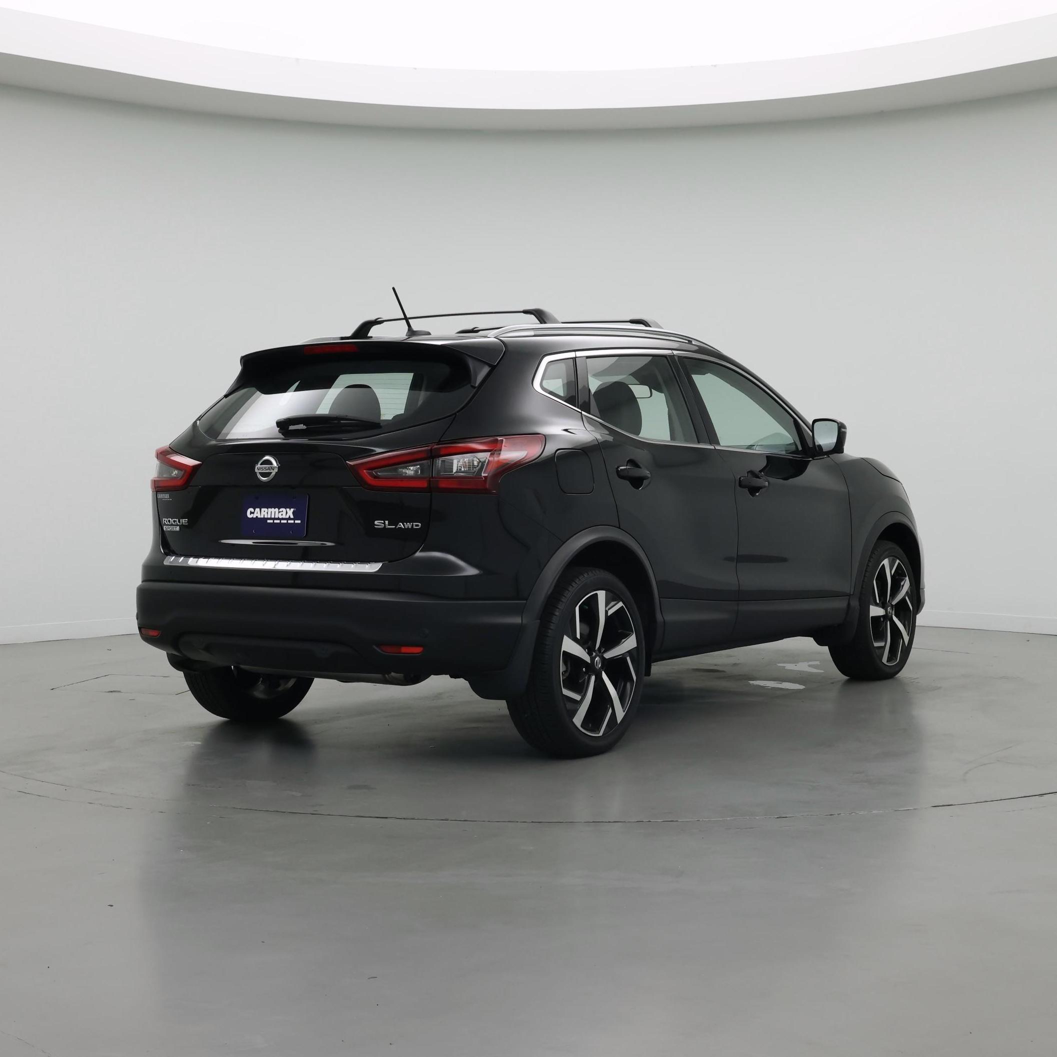 Thumbnail: 2022 Nissan Rogue Sport - 8