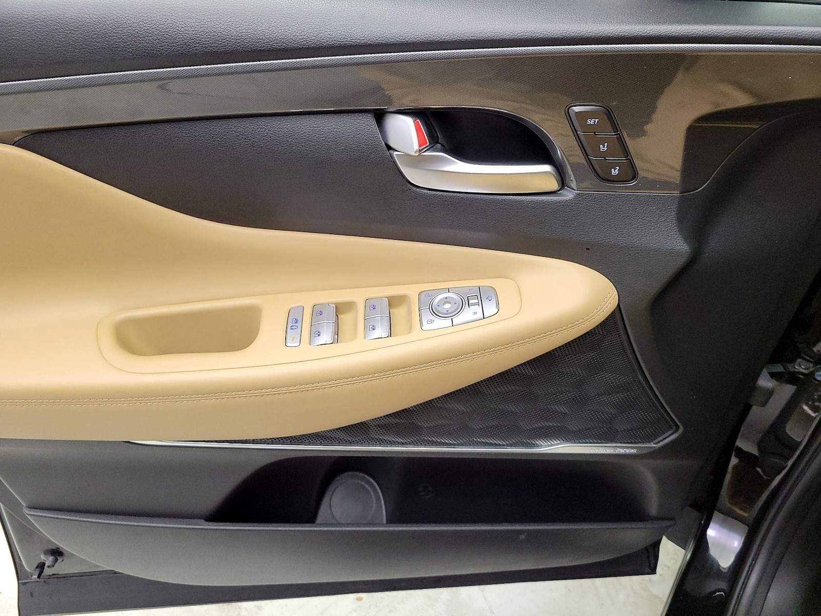 2023 Hyundai Santa Fe Calligraphy - Photo 13