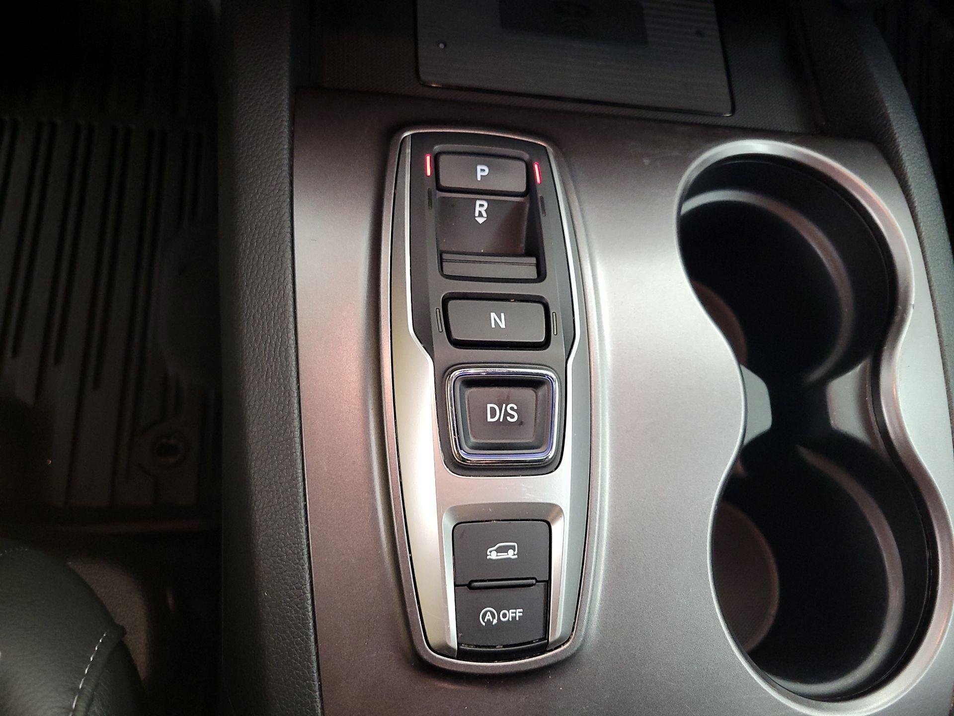 Thumbnail: 2021 Honda Pilot - 18