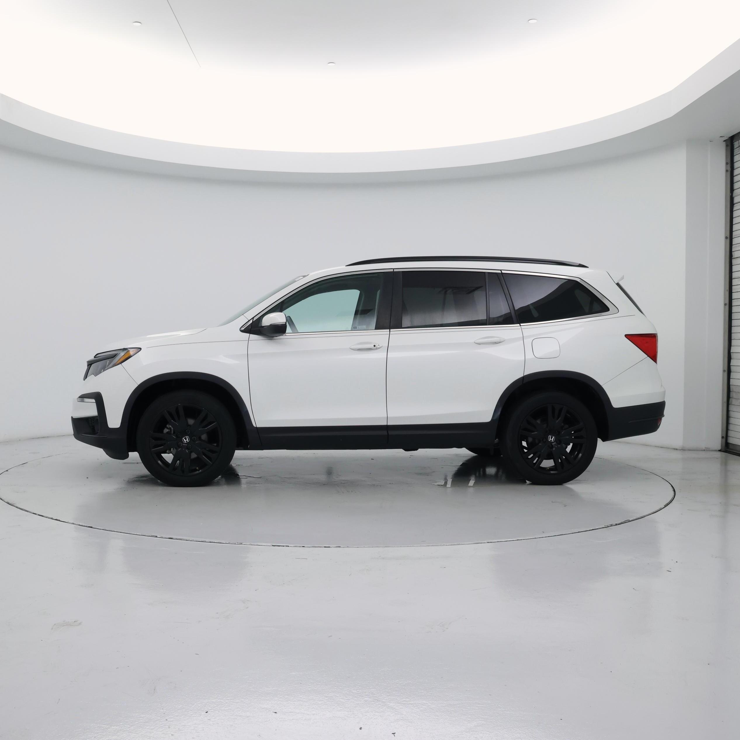 Thumbnail: 2021 Honda Pilot - 3