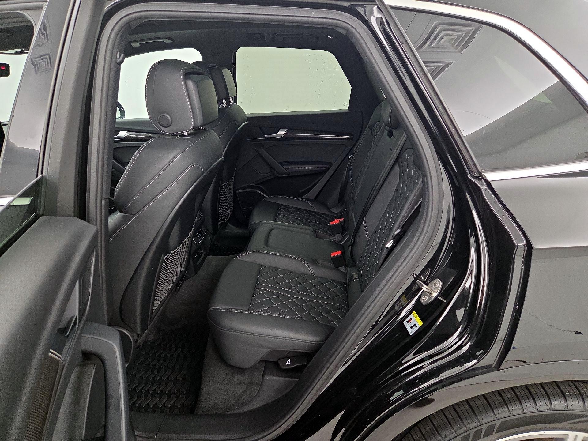 Thumbnail: 2021 Audi SQ5 - 20