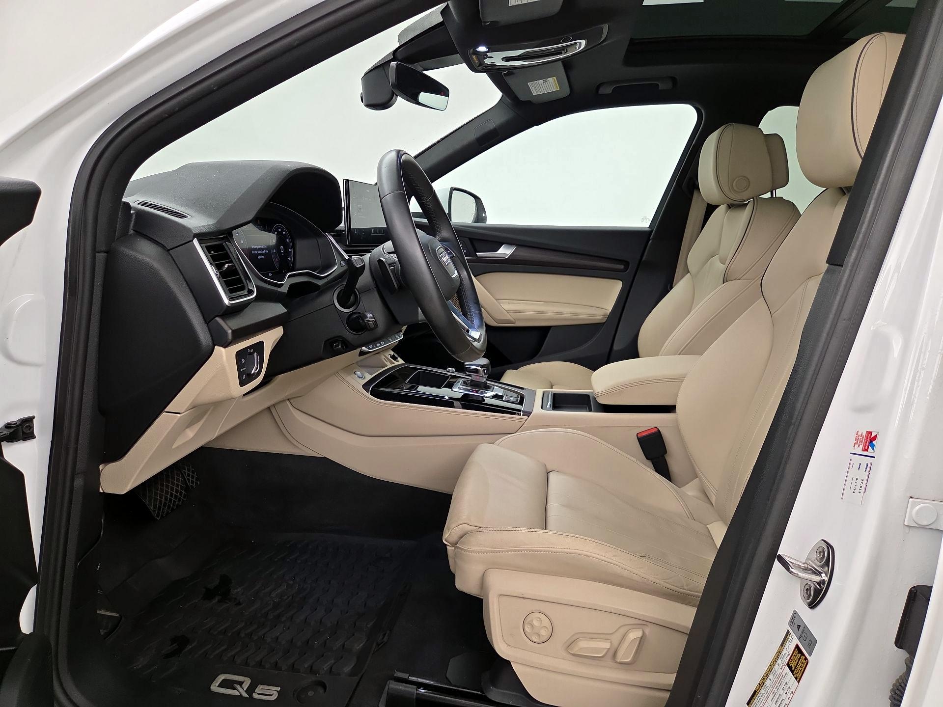 Thumbnail: 2022 Audi Q5 - 11
