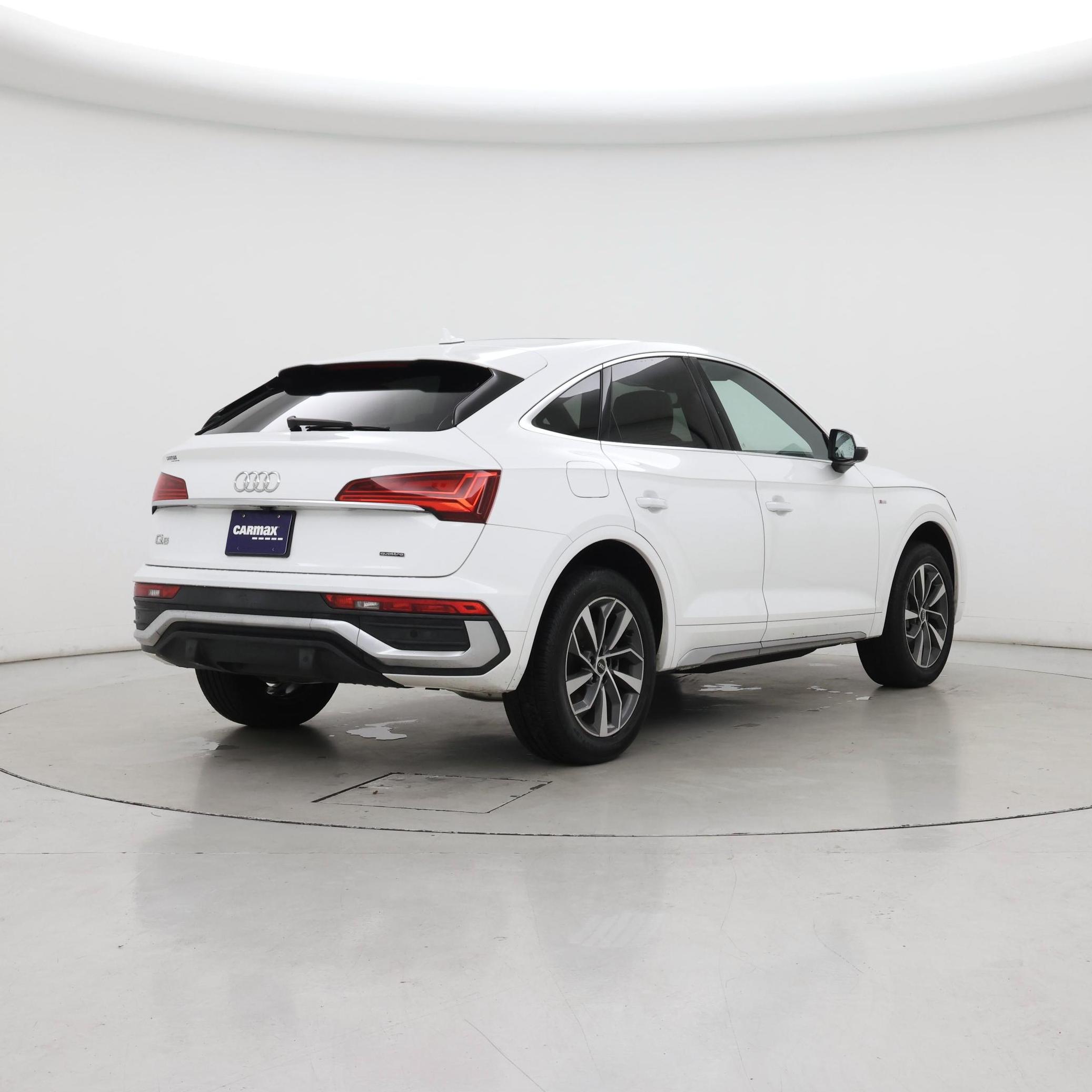 Thumbnail: 2022 Audi Q5 - 8