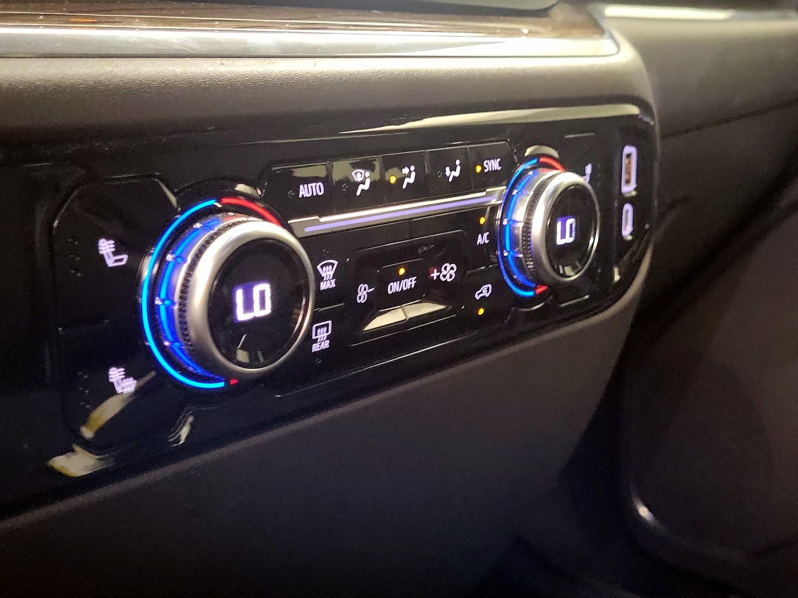 2023 GMC Sierra 1500 Elevation - Photo 17