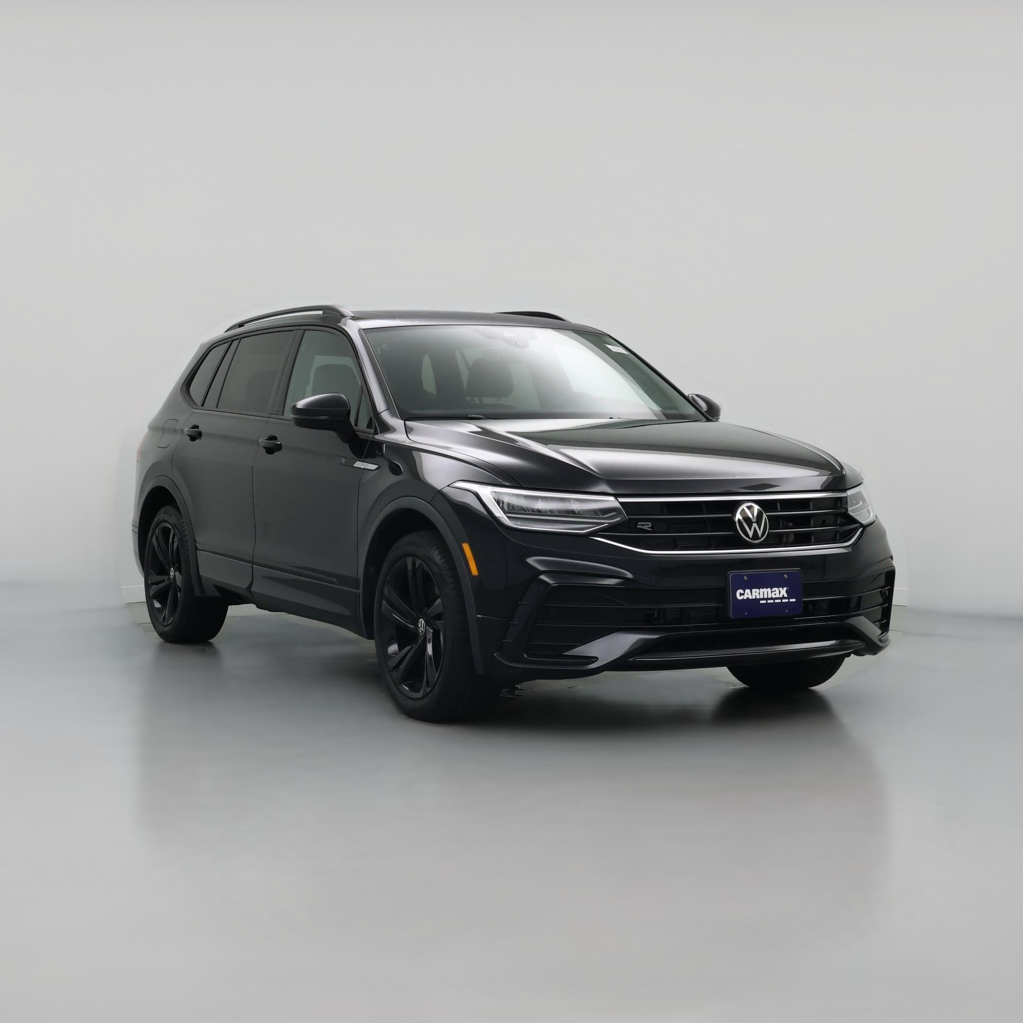 Thumbnail: 2023 Volkswagen Tiguan - 1