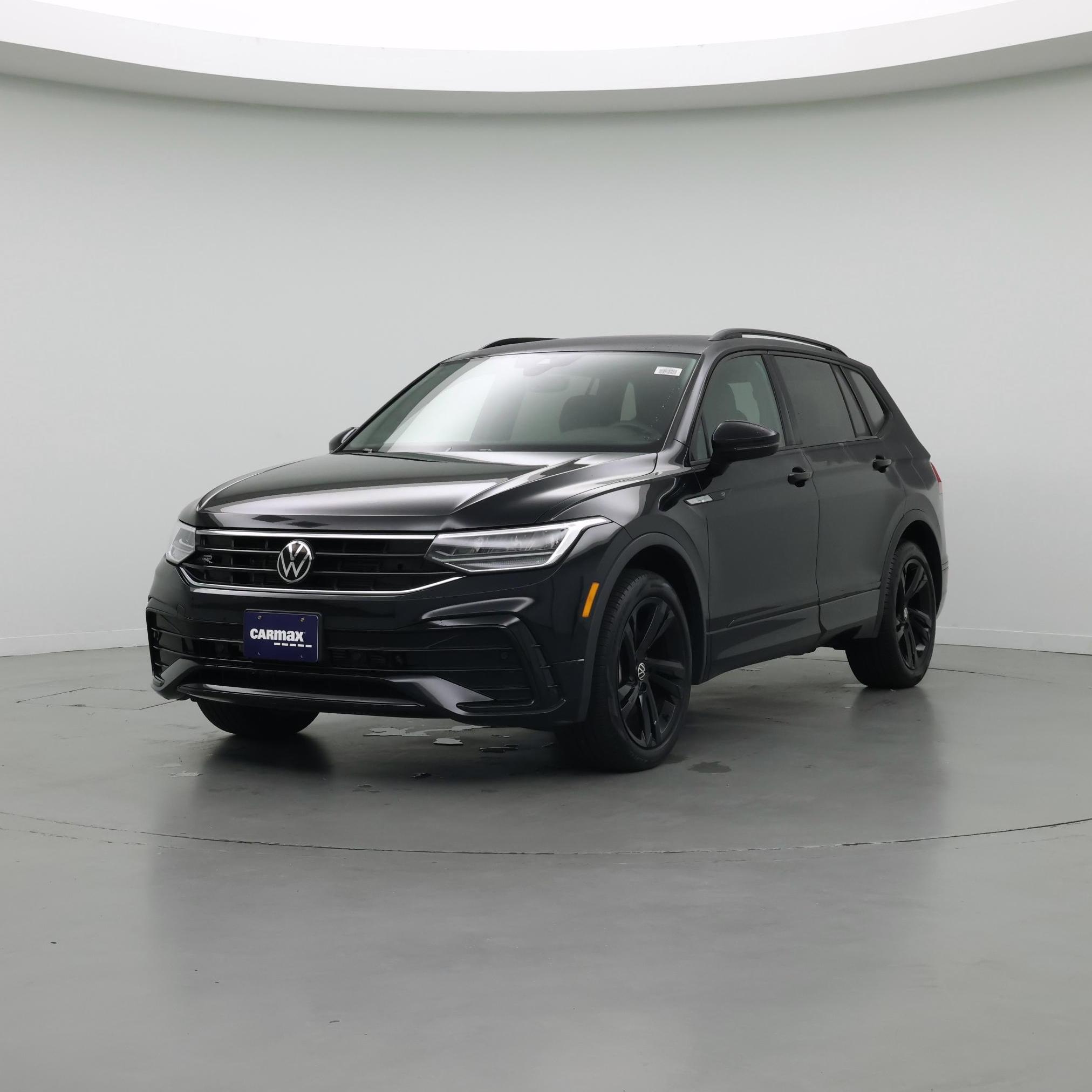 Thumbnail: 2023 Volkswagen Tiguan - 4
