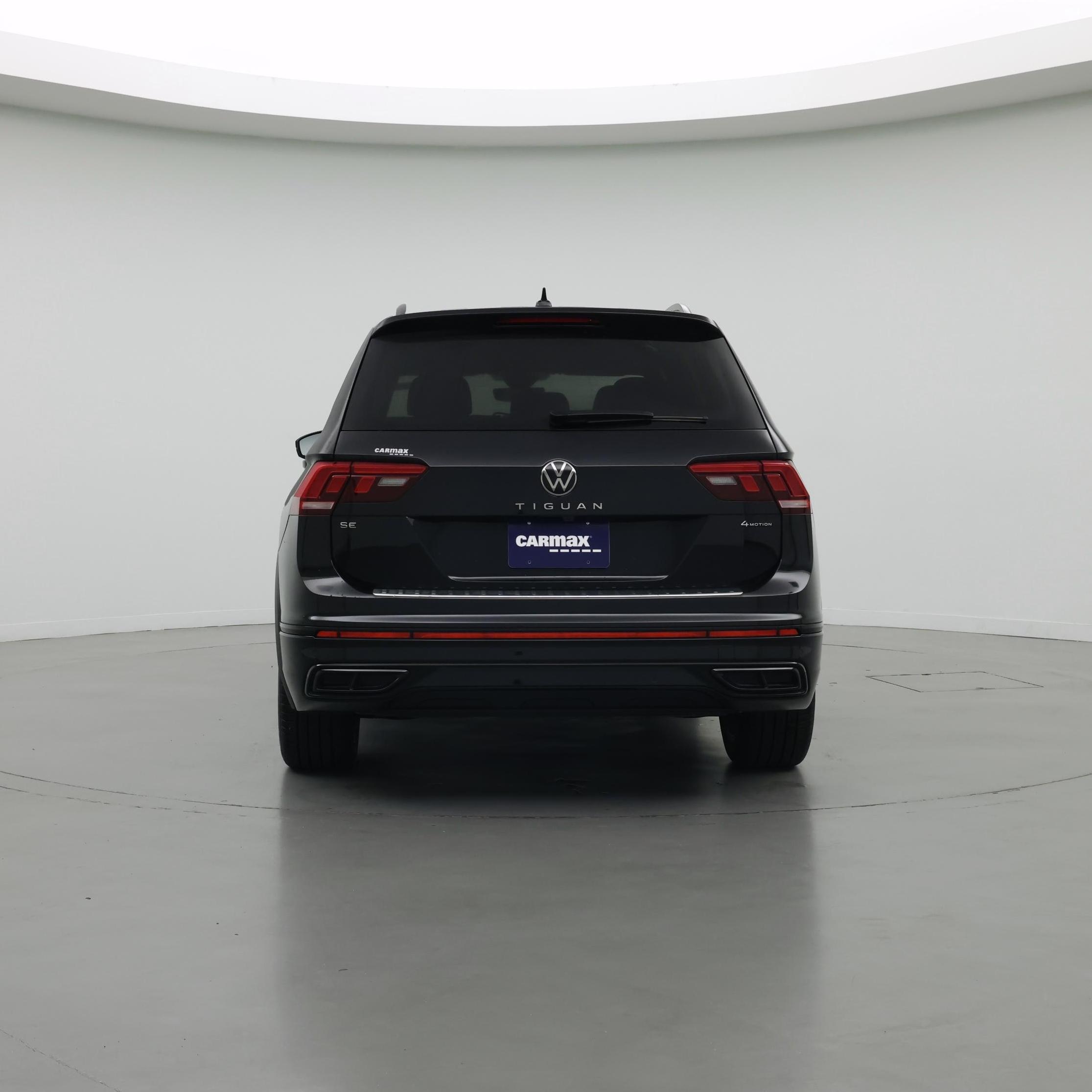 Thumbnail: 2023 Volkswagen Tiguan - 6
