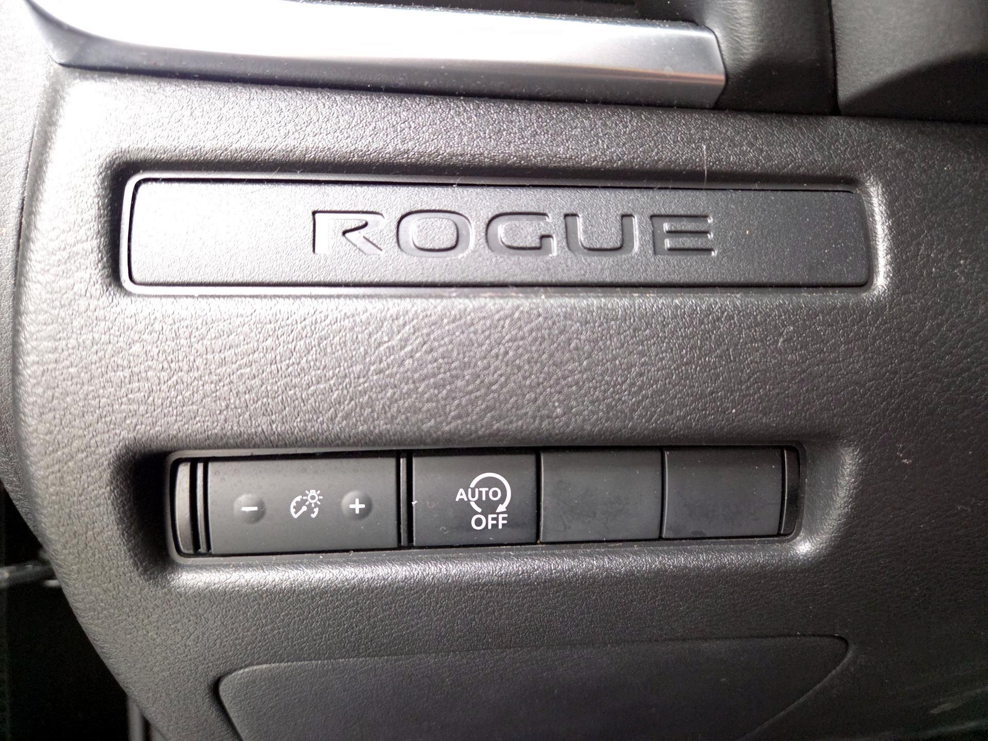 Thumbnail: 2023 Nissan Rogue - 13