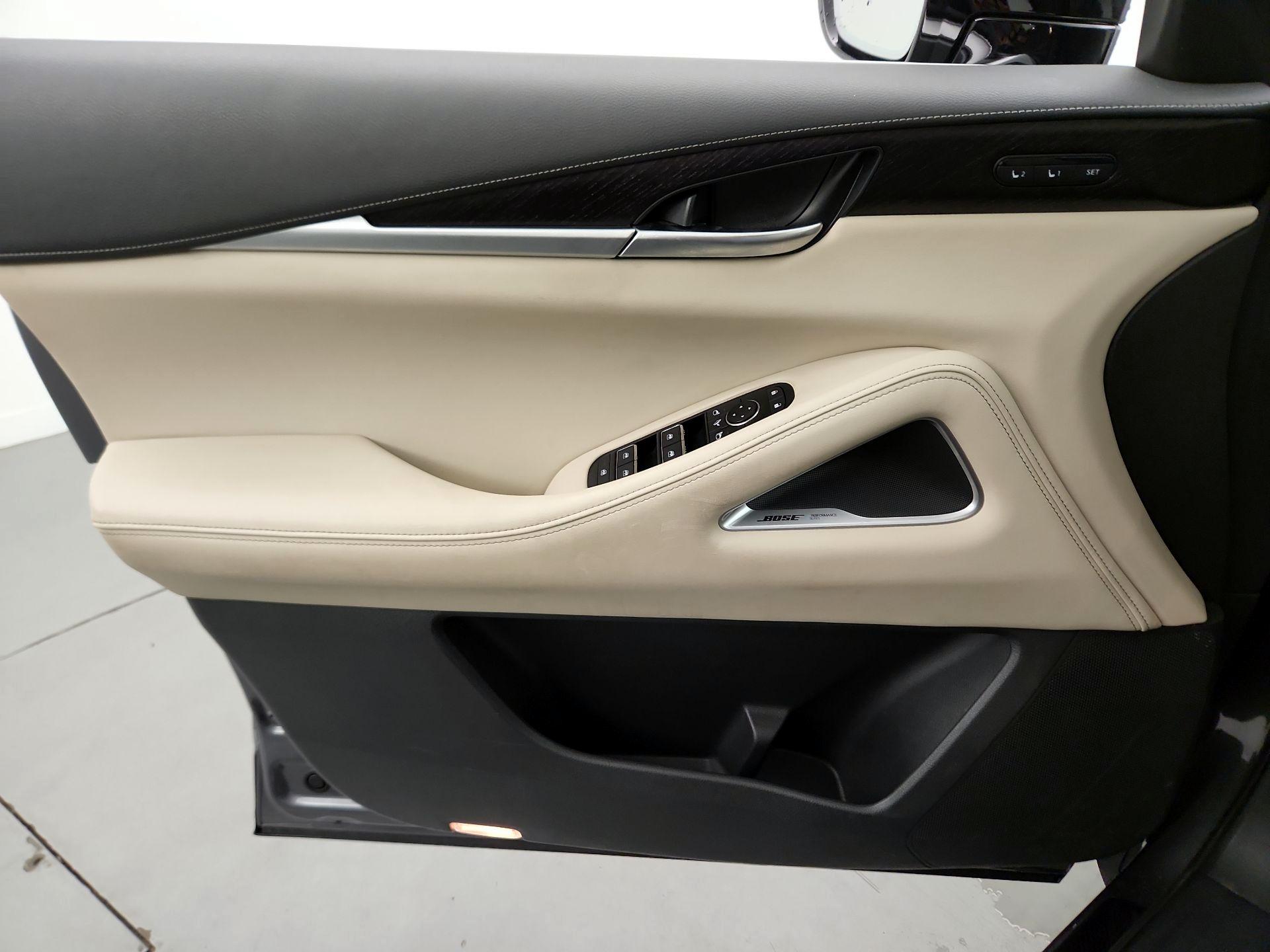 Thumbnail: 2023 INFINITI QX60 - 12