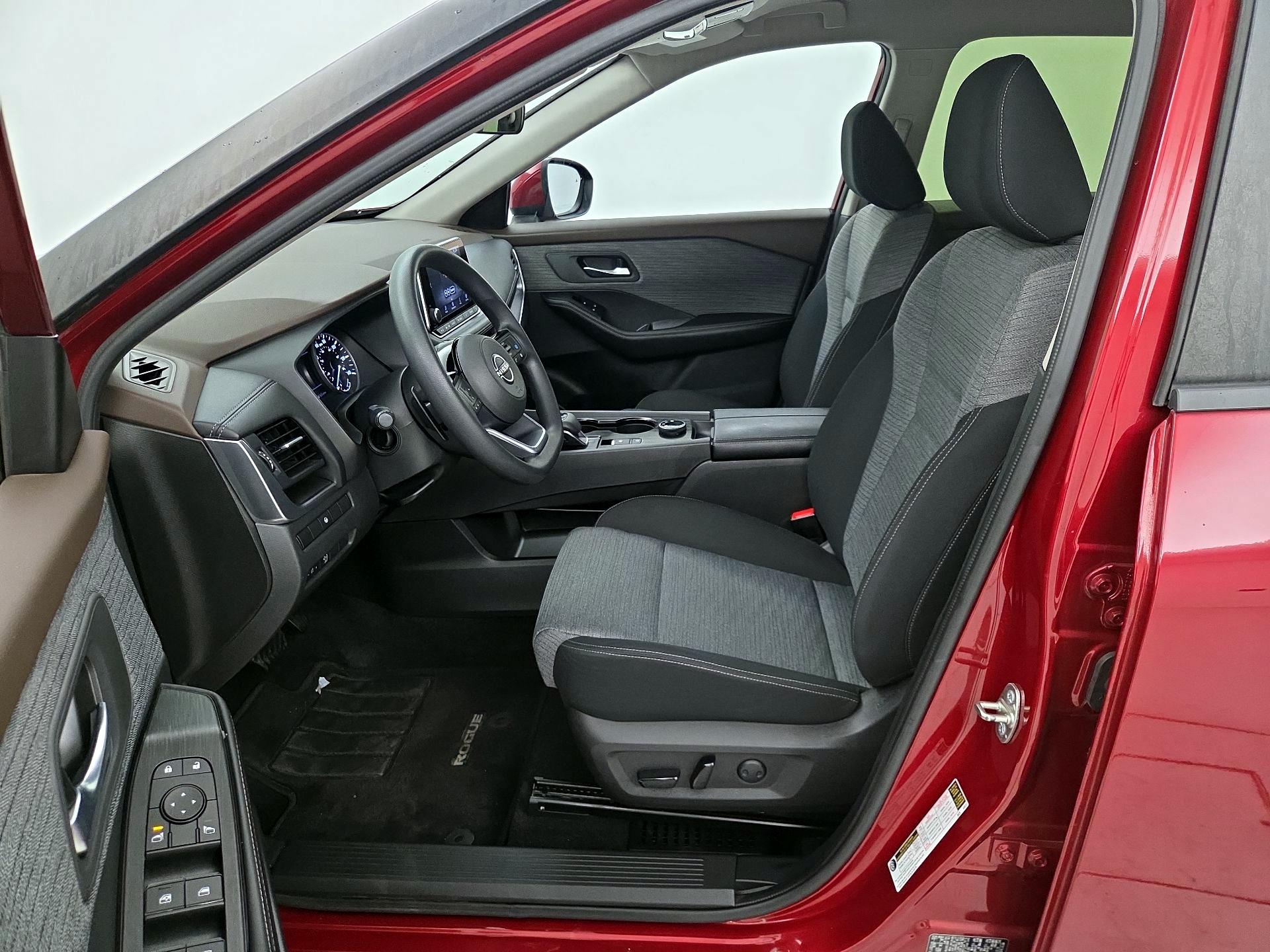 Thumbnail: 2023 Nissan Rogue - 11