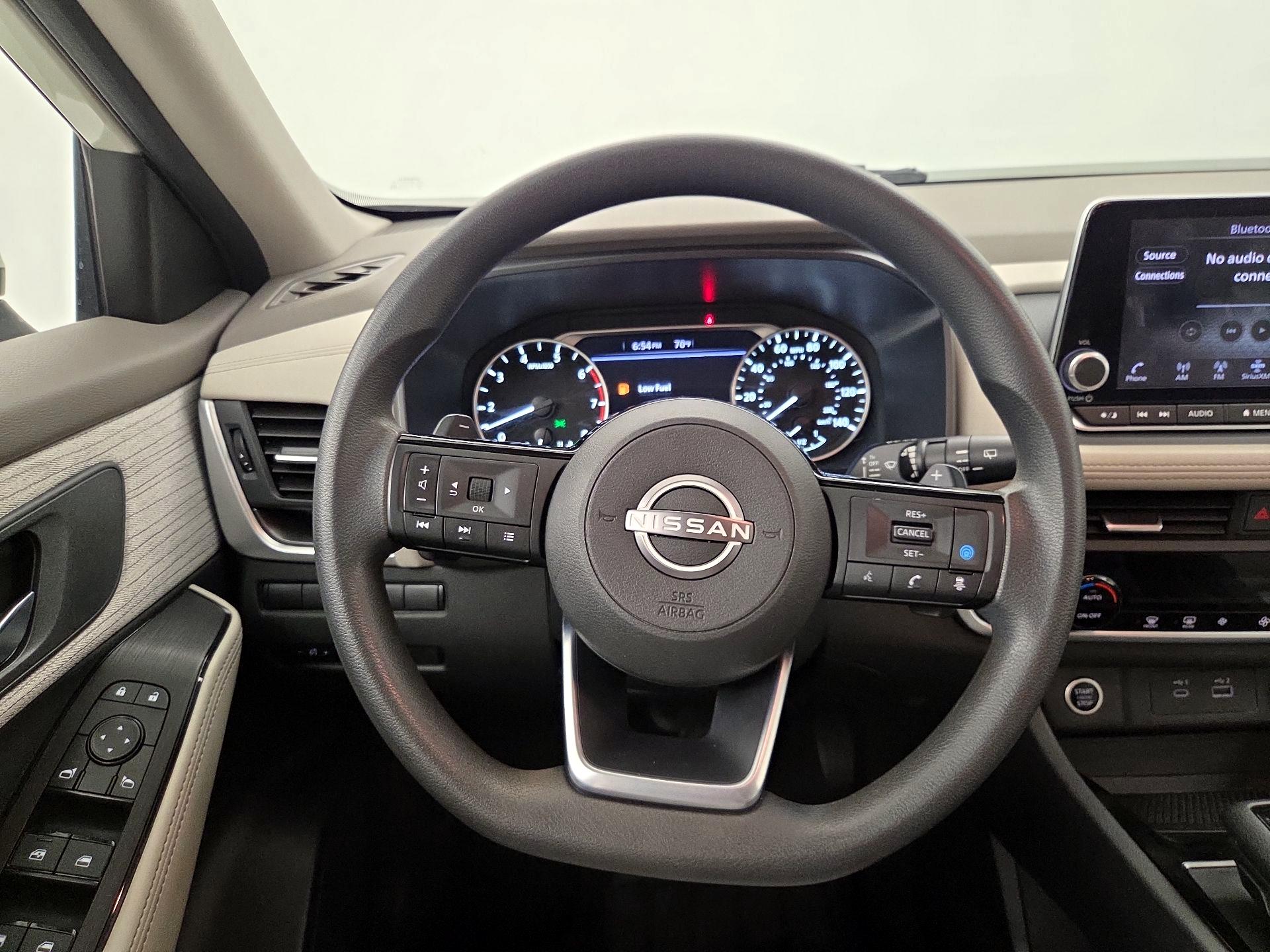 Thumbnail: 2023 Nissan Rogue - 10