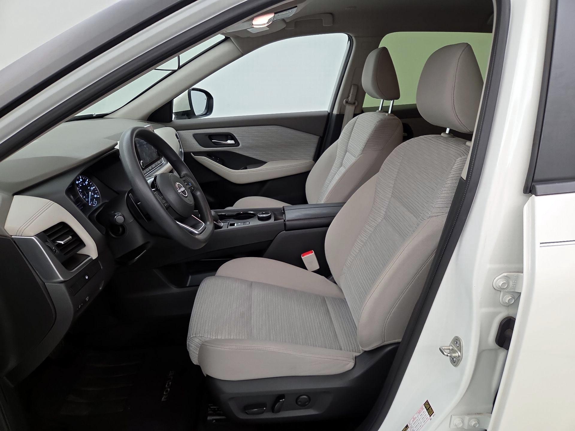 Thumbnail: 2023 Nissan Rogue - 11