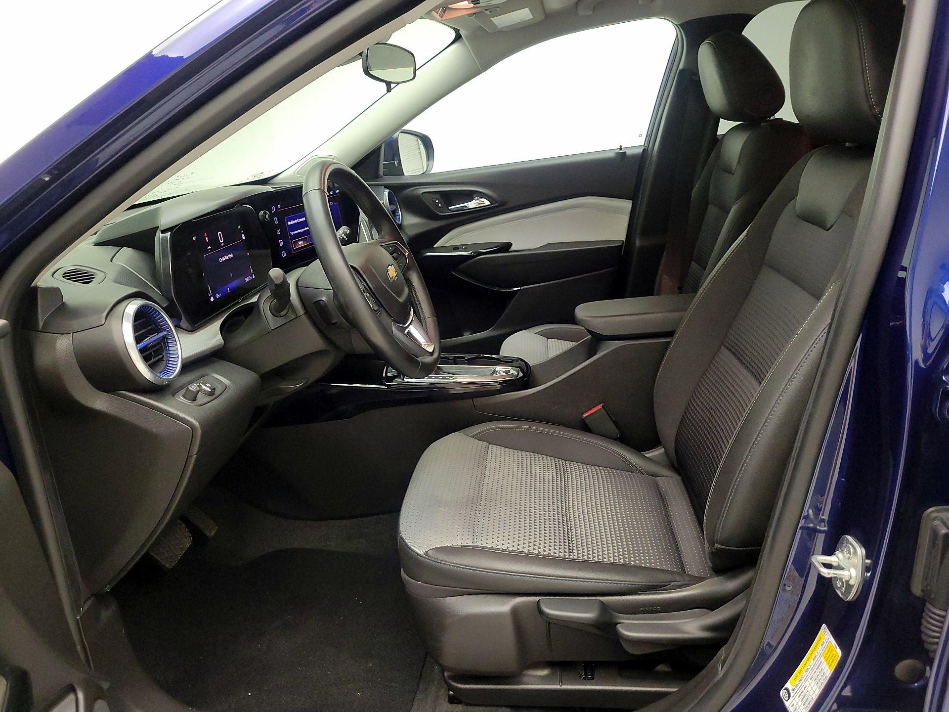 Thumbnail: 2024 Chevrolet Trax - 11