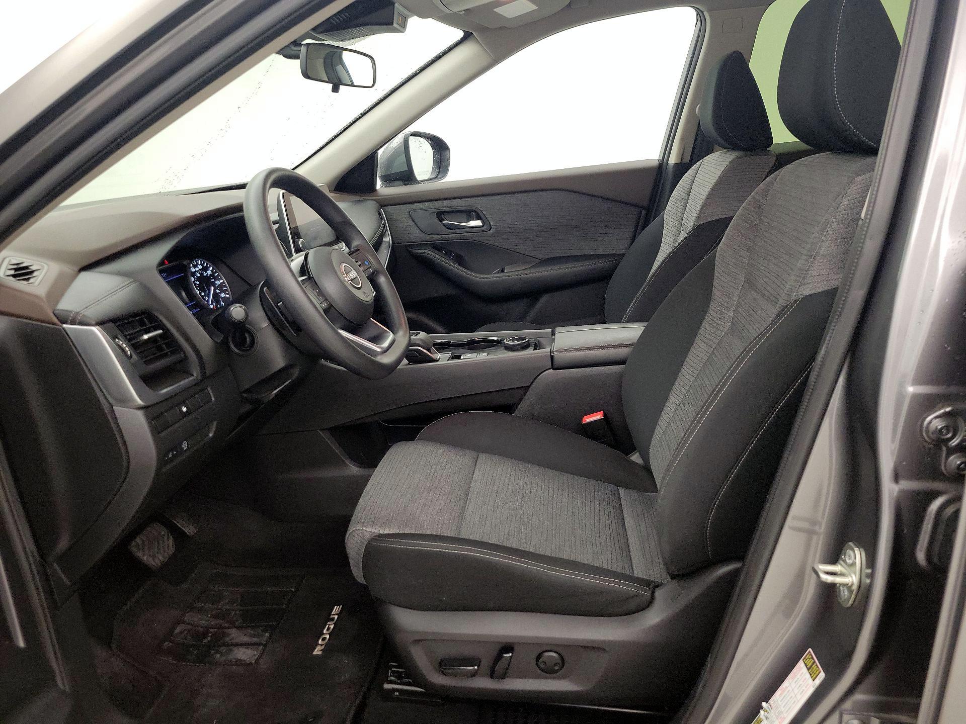 Thumbnail: 2023 Nissan Rogue - 11