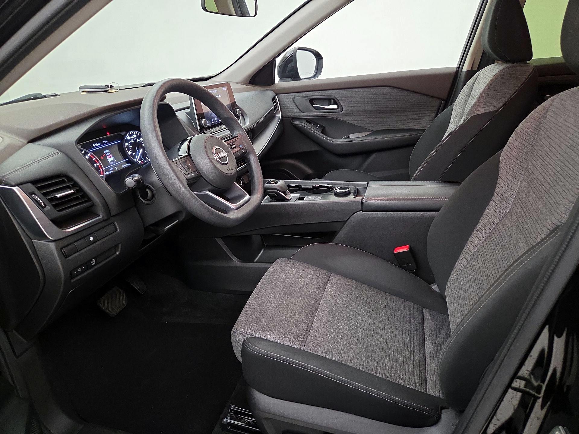 Thumbnail: 2023 Nissan Rogue - 11