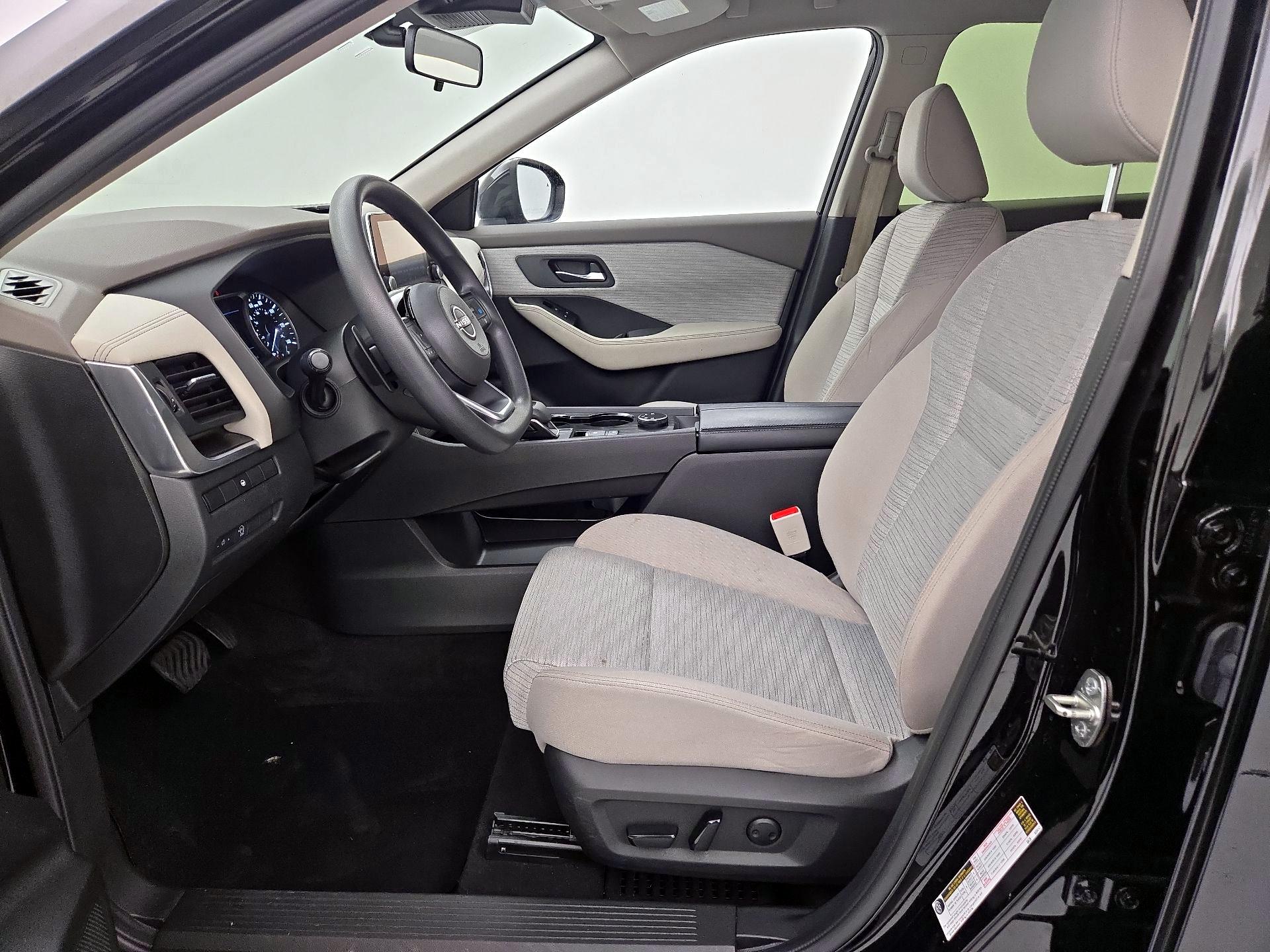 Thumbnail: 2023 Nissan Rogue - 11
