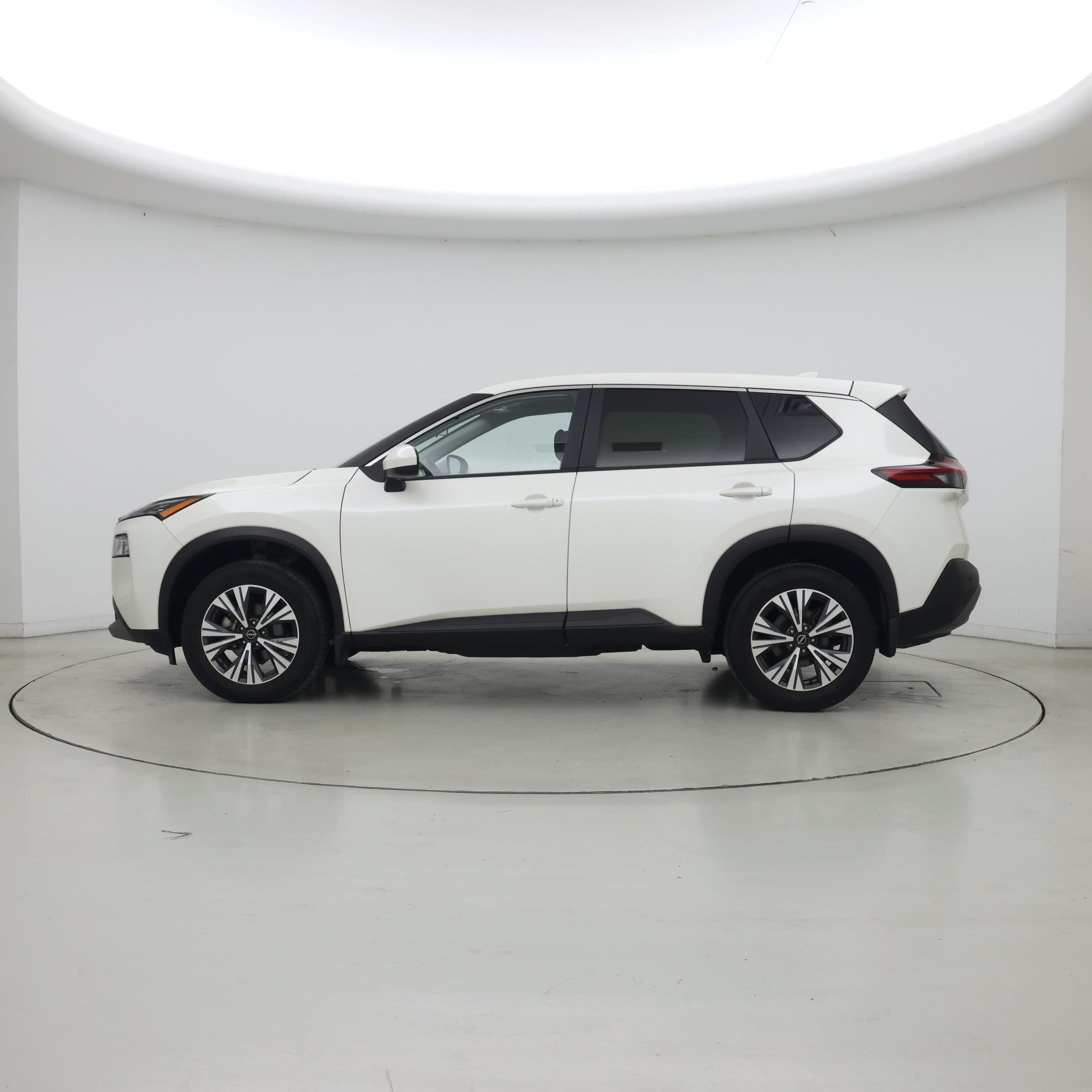 Thumbnail: 2023 Nissan Rogue - 3