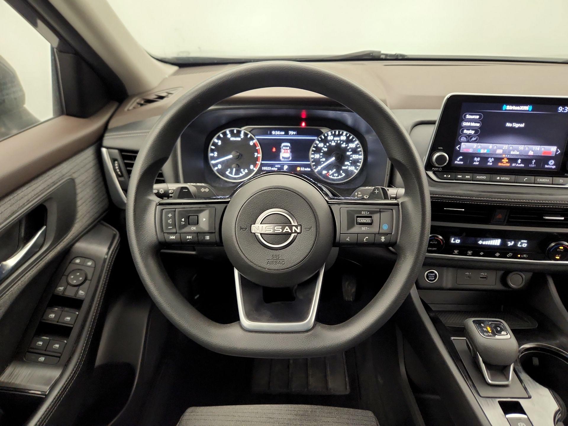 Thumbnail: 2023 Nissan Rogue - 10