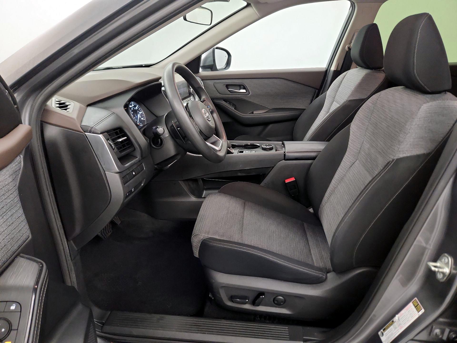 Thumbnail: 2023 Nissan Rogue - 11