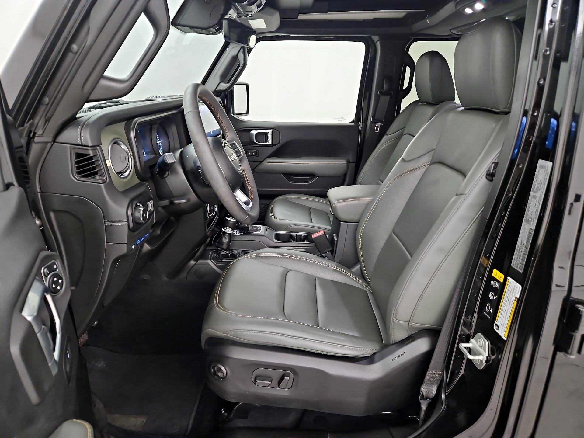 Thumbnail: 2024 Jeep Wrangler - 11