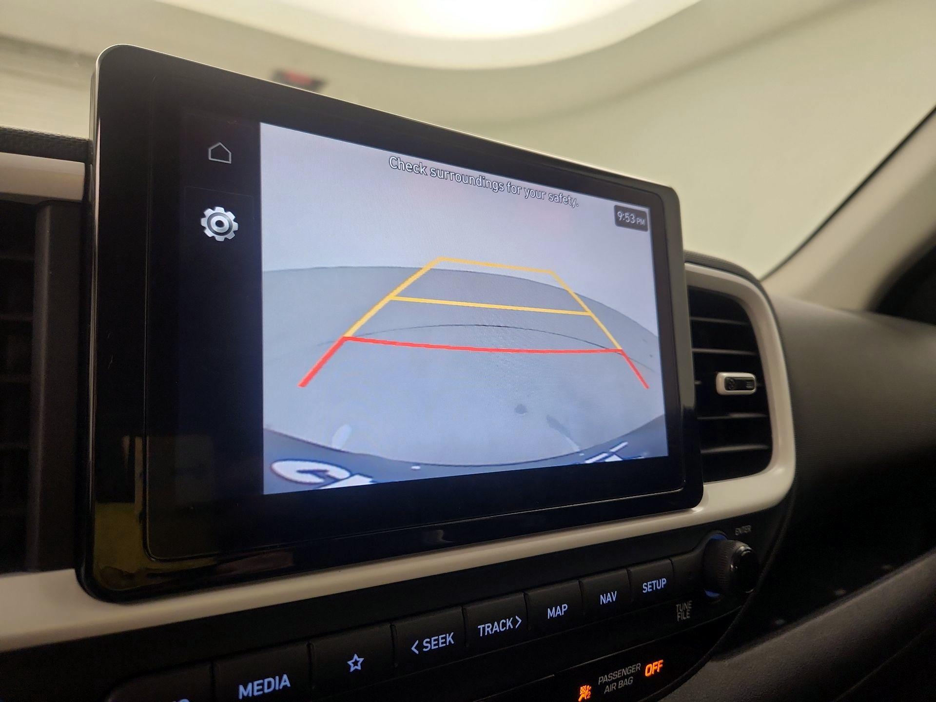 Thumbnail: 2023 Hyundai Venue - 15
