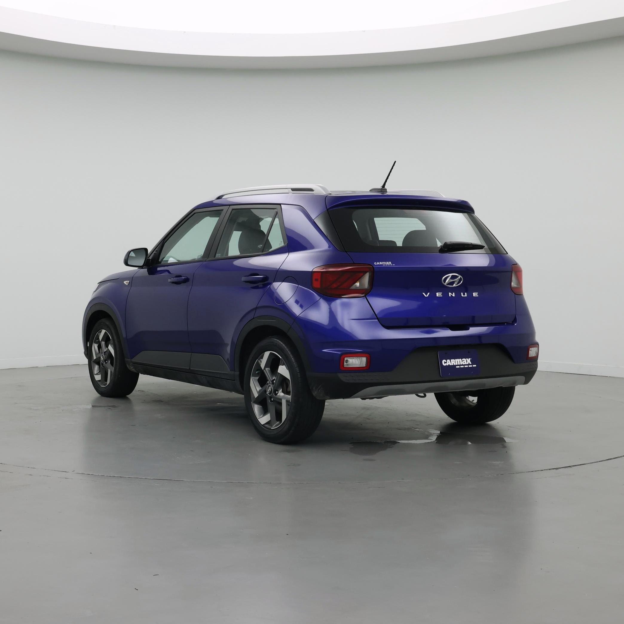 Thumbnail: 2023 Hyundai Venue - 2