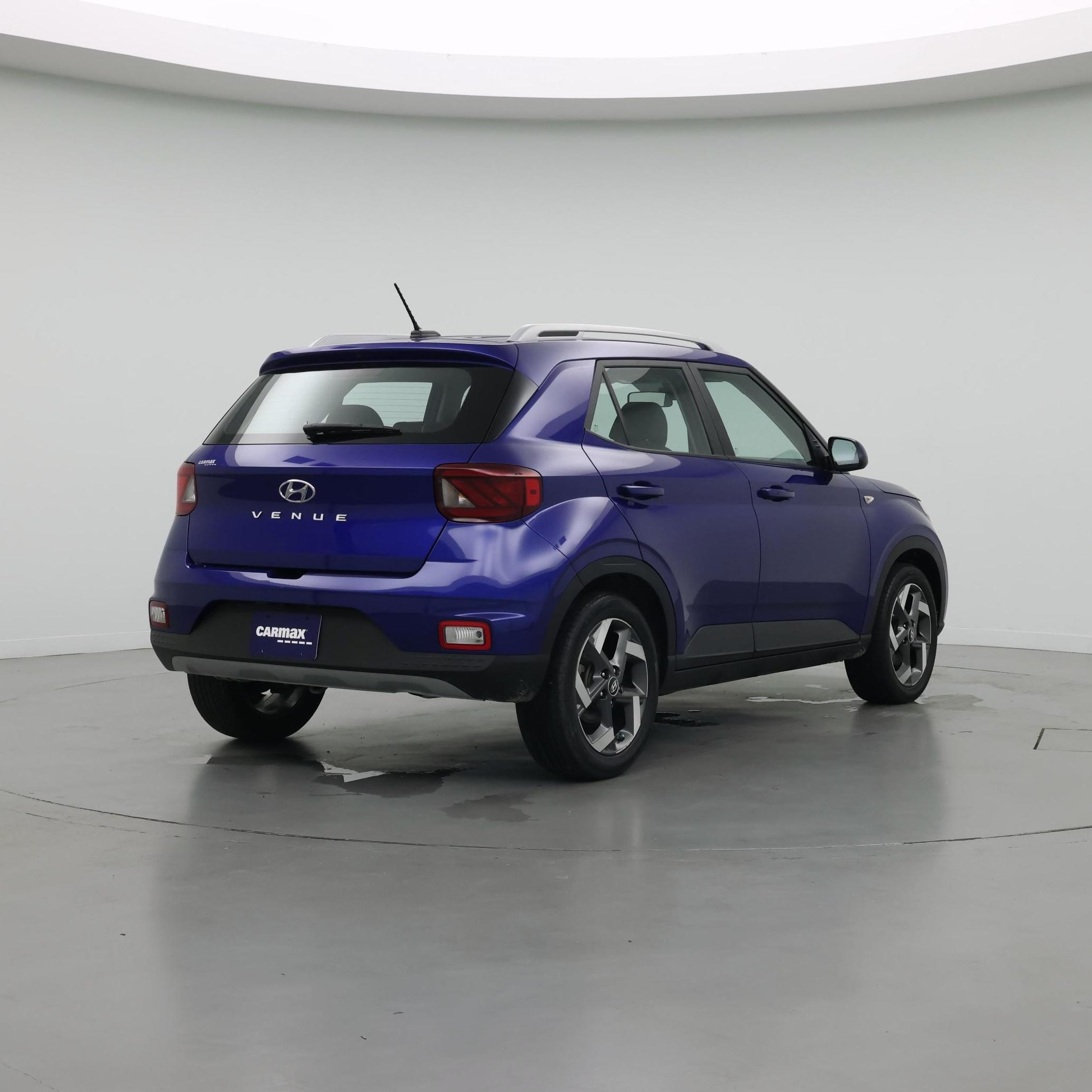 Thumbnail: 2023 Hyundai Venue - 8