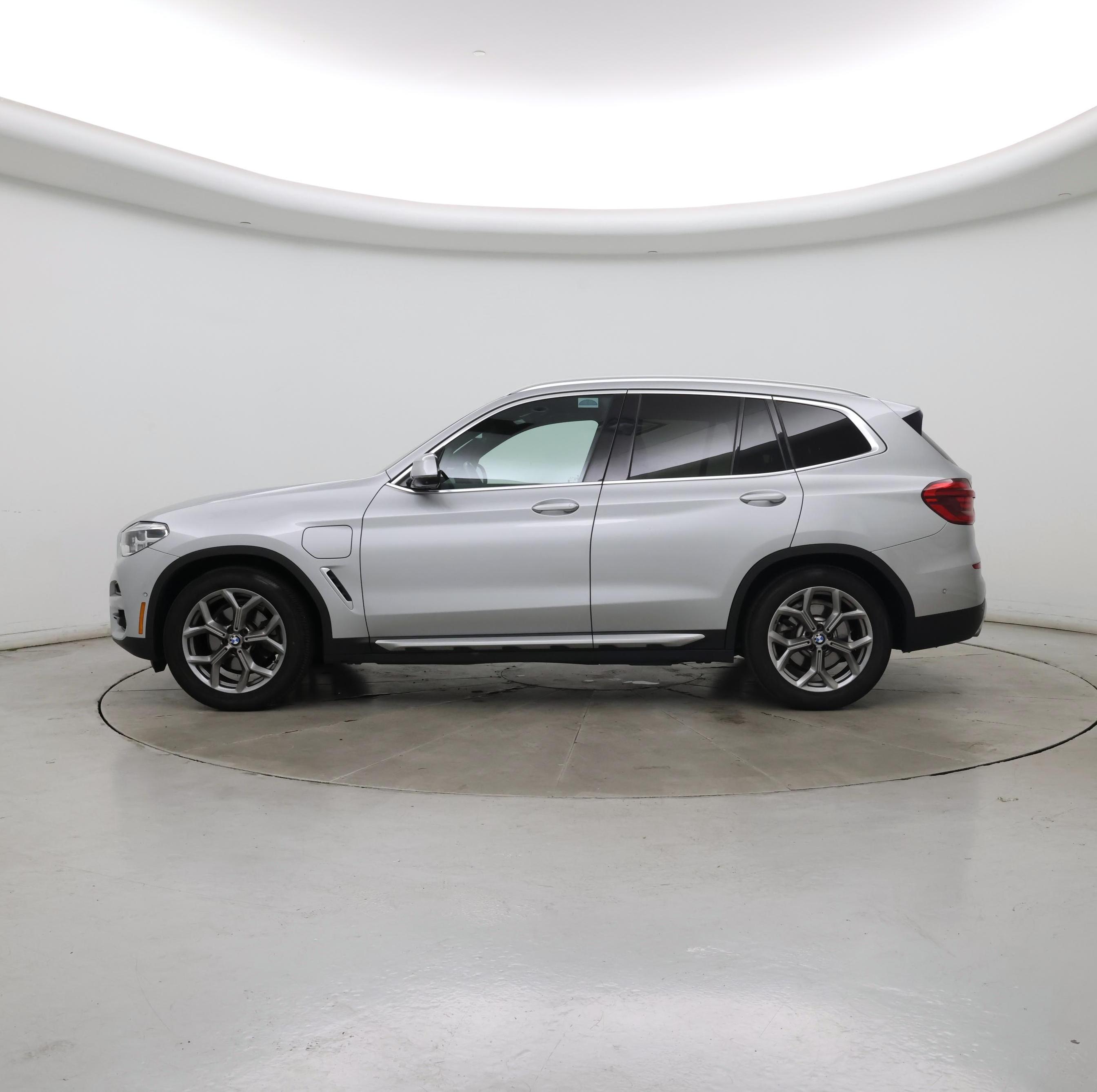 Thumbnail: 2021 BMW X3 - 3