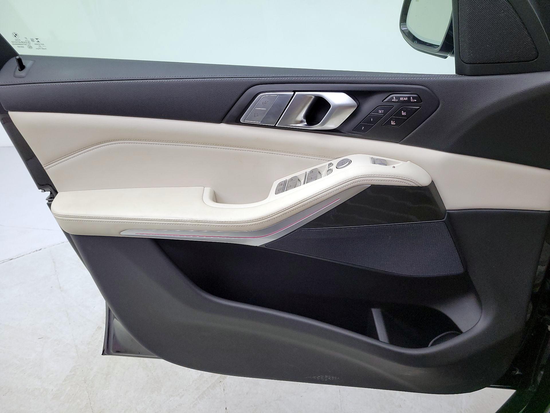 Thumbnail: 2022 BMW X7 - 12