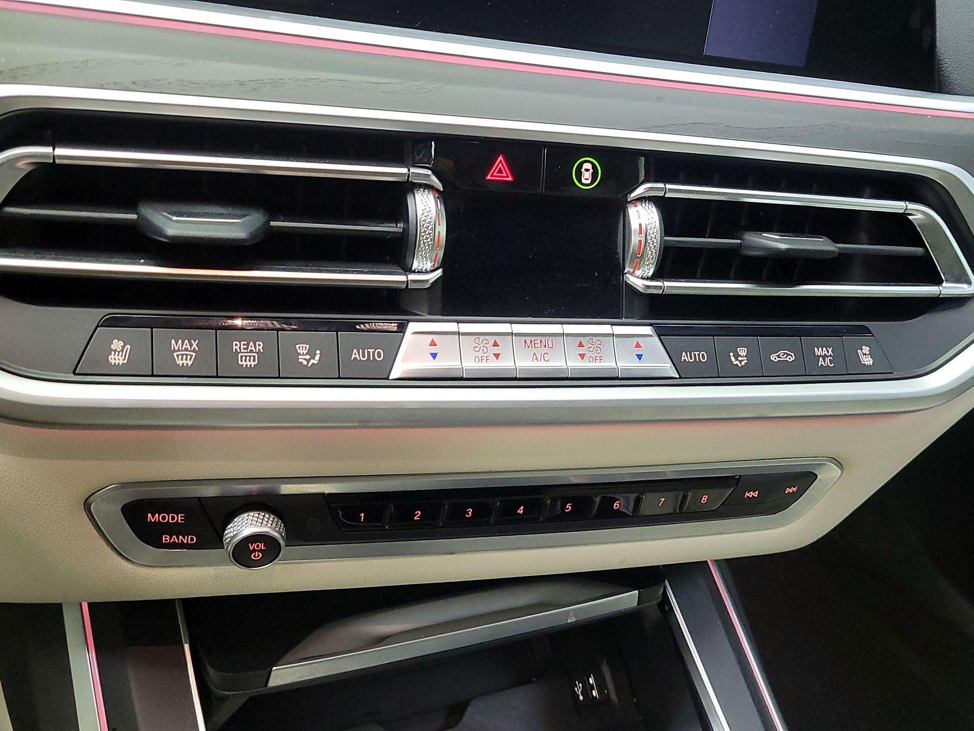 Thumbnail: 2022 BMW X7 - 17