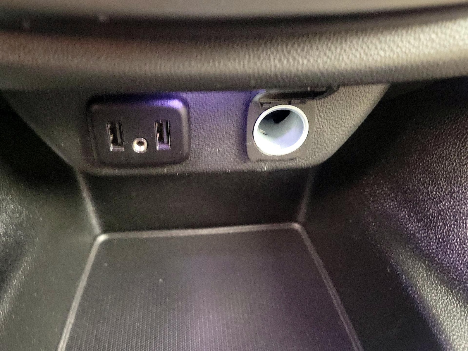 2023 Chevrolet Traverse LS - Photo 19