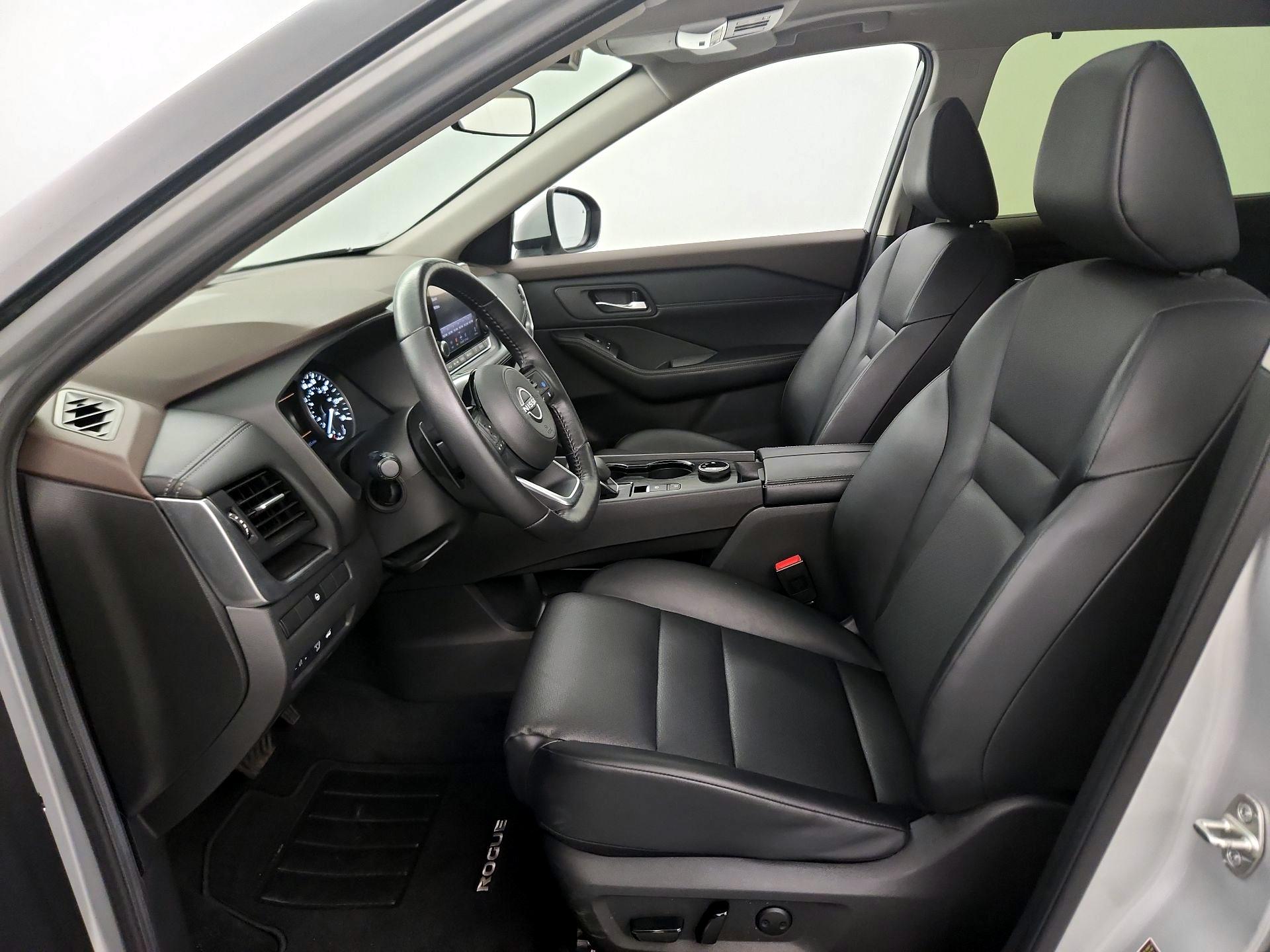 Thumbnail: 2023 Nissan Rogue - 11