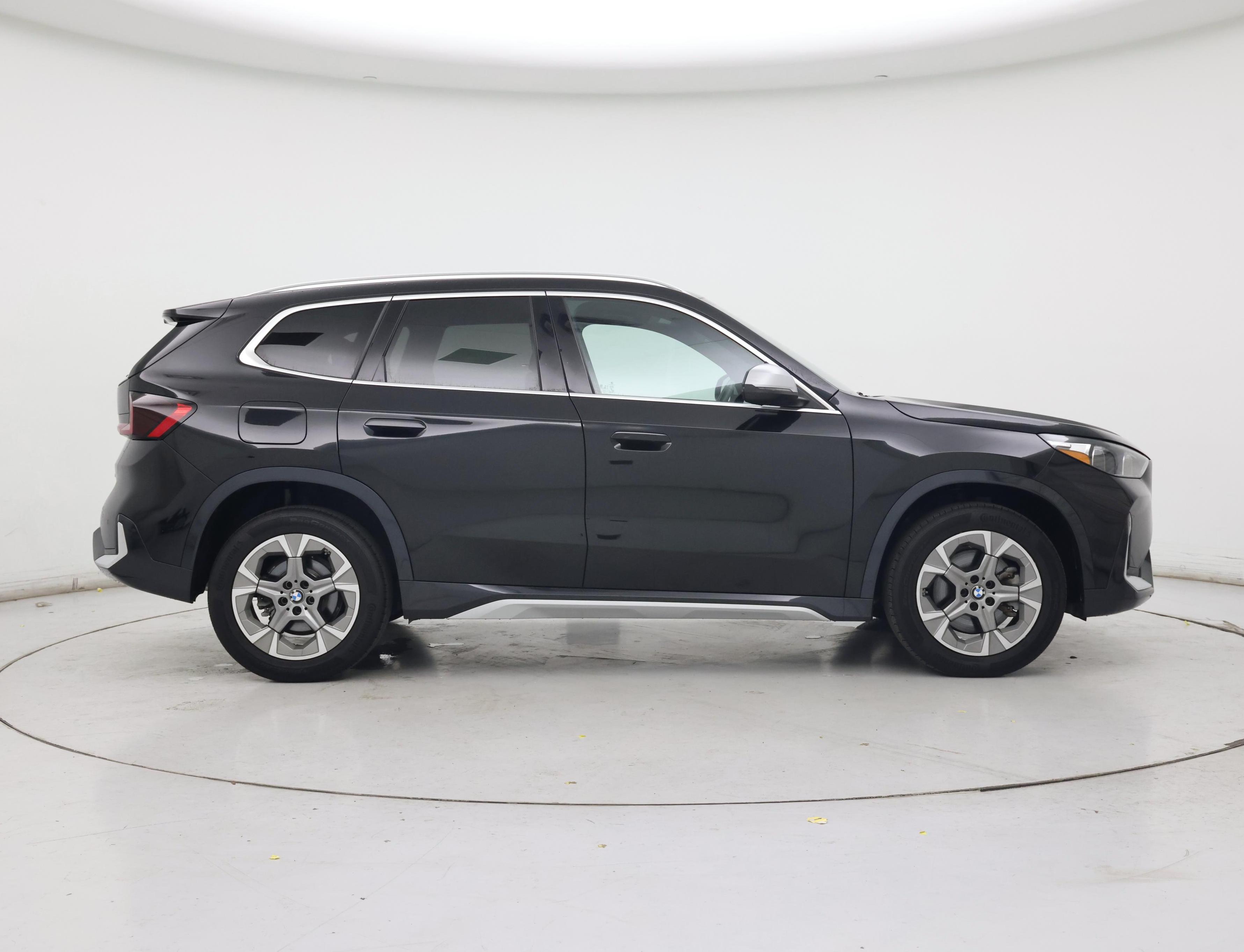 Thumbnail: 2023 BMW X1 - 7
