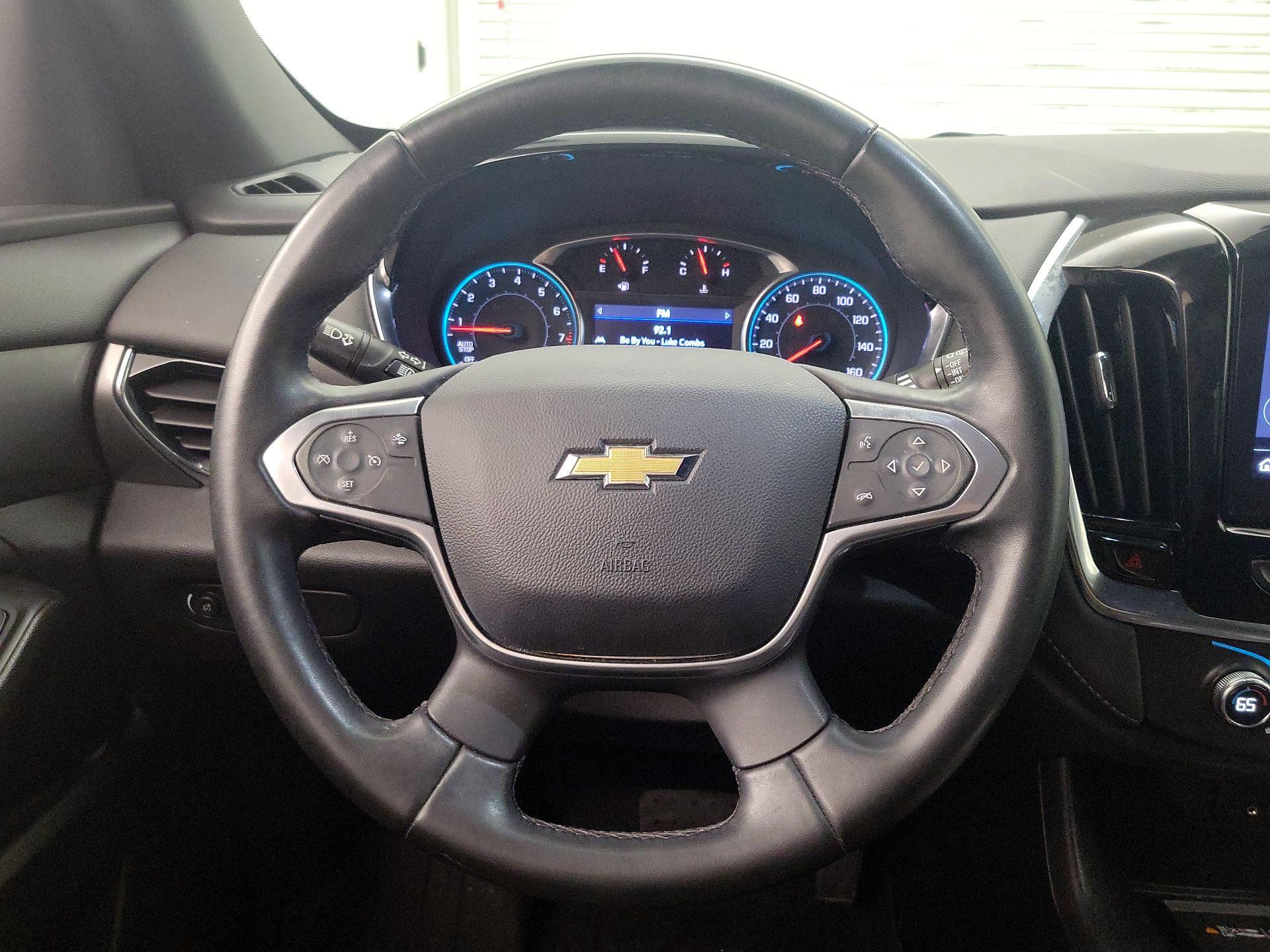 Thumbnail: 2023 Chevrolet Traverse - 10