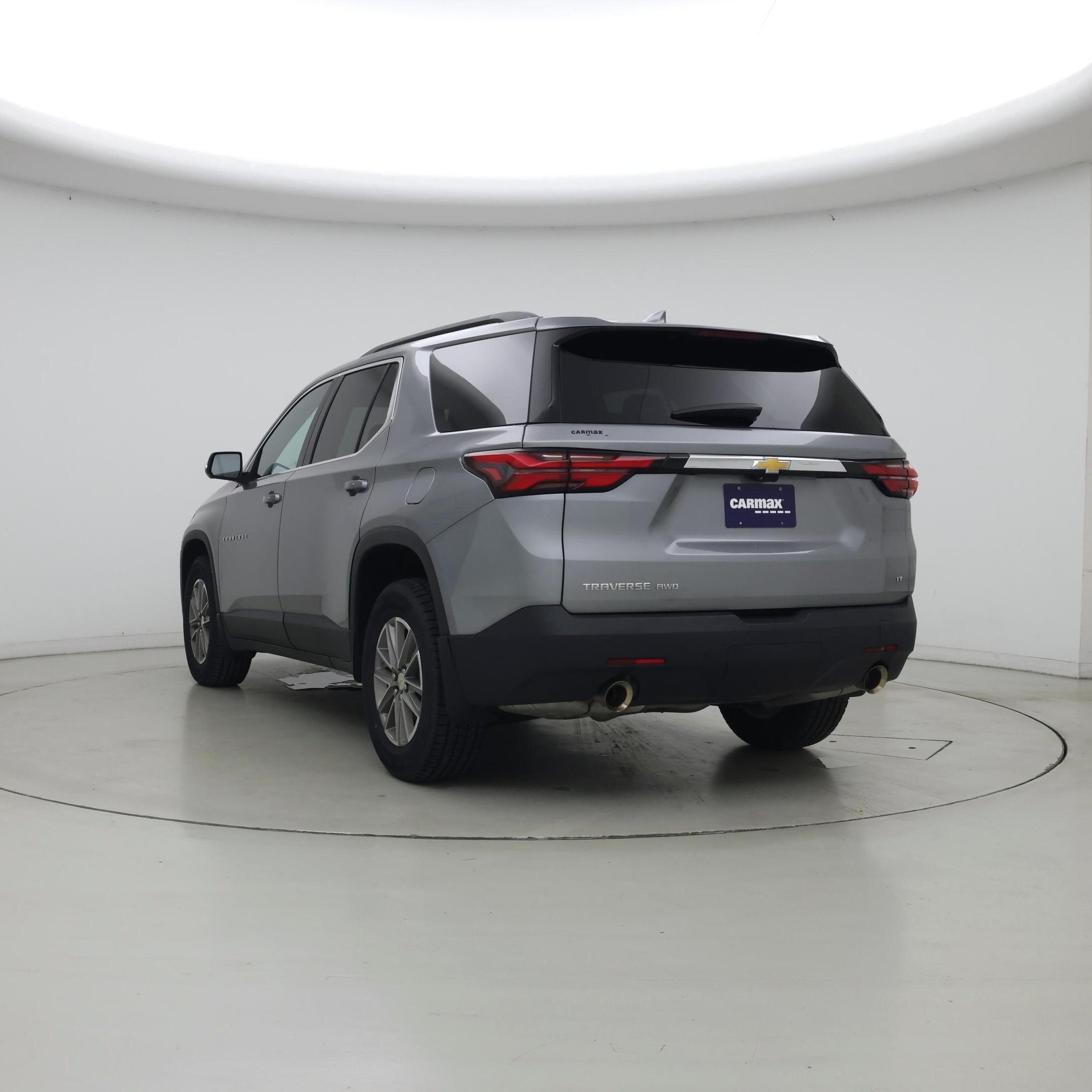 Thumbnail: 2023 Chevrolet Traverse - 2