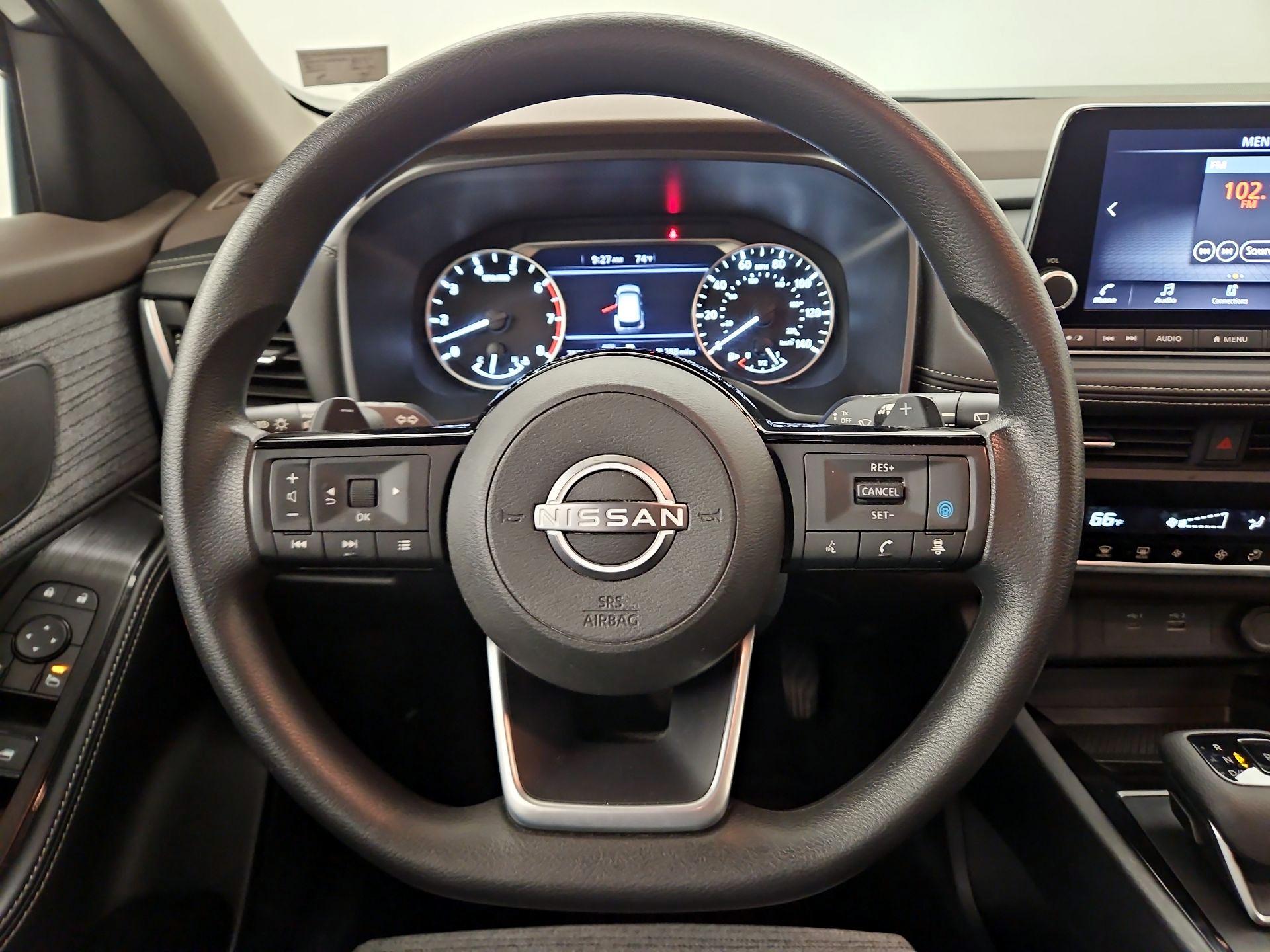 Thumbnail: 2023 Nissan Rogue - 10