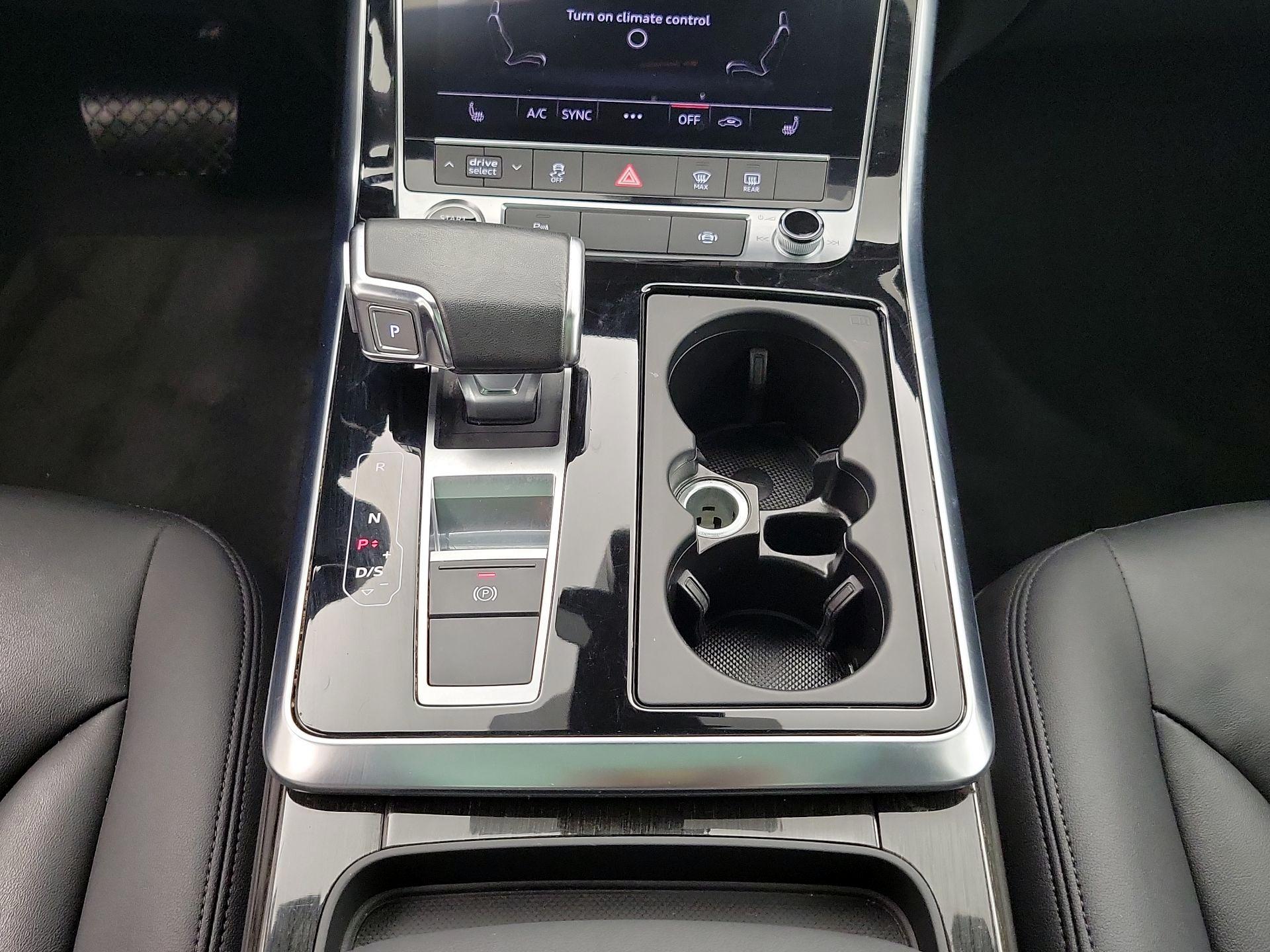 Thumbnail: 2023 Audi Q7 - 18