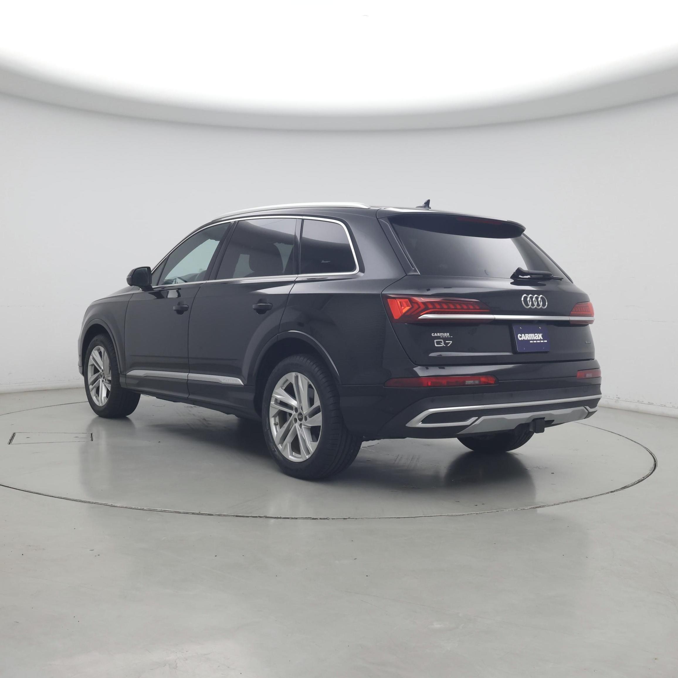 Thumbnail: 2023 Audi Q7 - 2