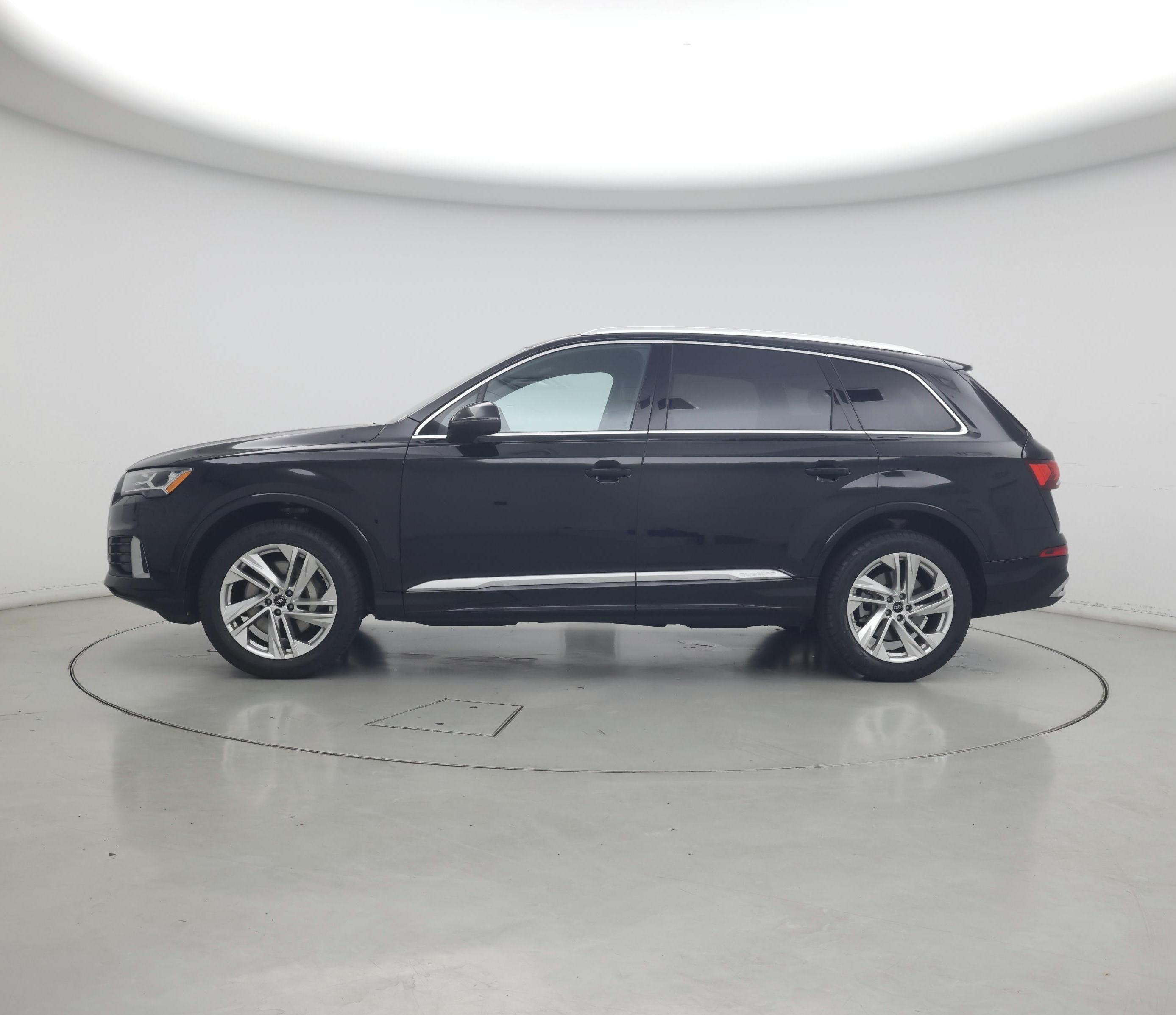 Thumbnail: 2023 Audi Q7 - 3