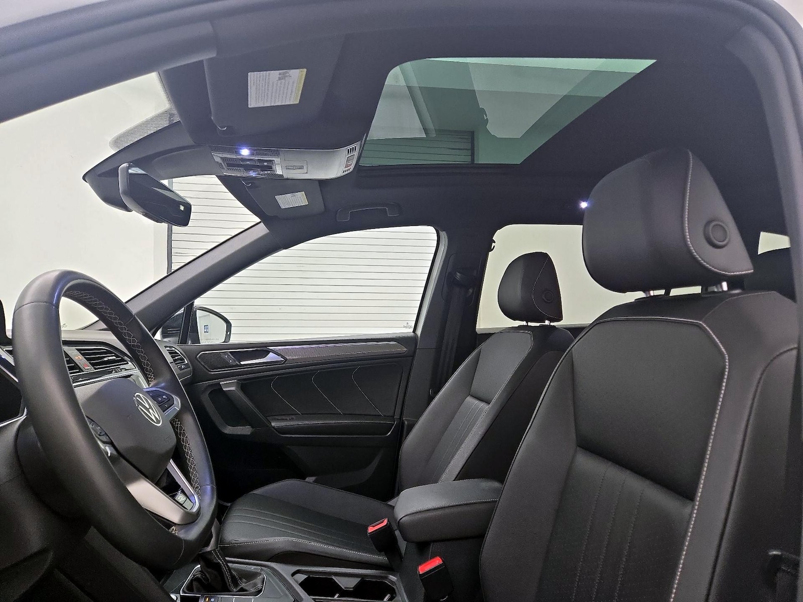 2023 Volkswagen Tiguan SE R-LINE BLACK - Photo 20