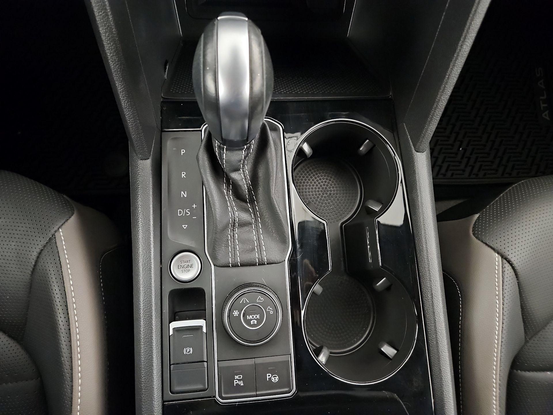 Thumbnail: 2023 Volkswagen Atlas - 15