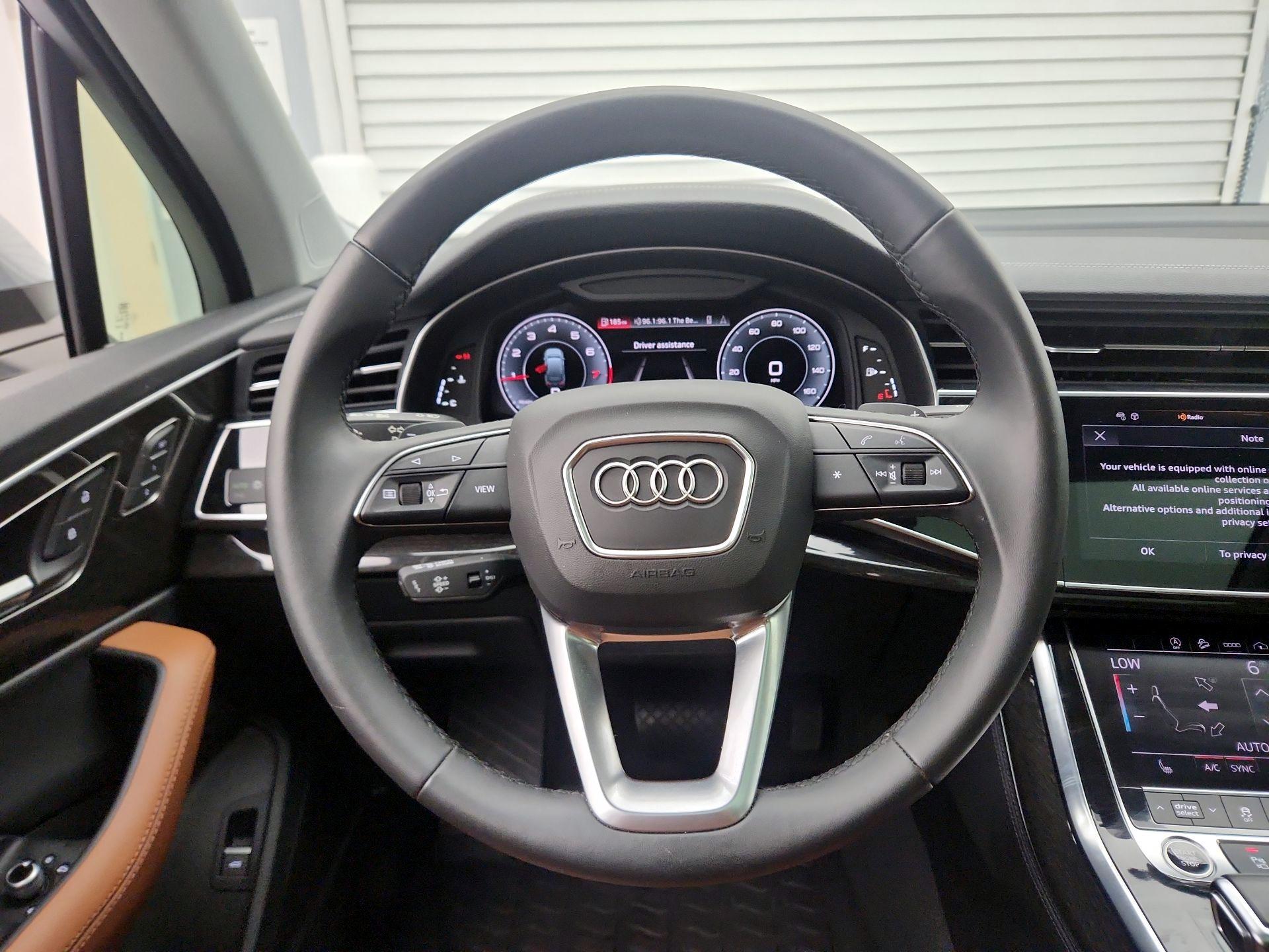 Thumbnail: 2023 Audi Q7 - 10